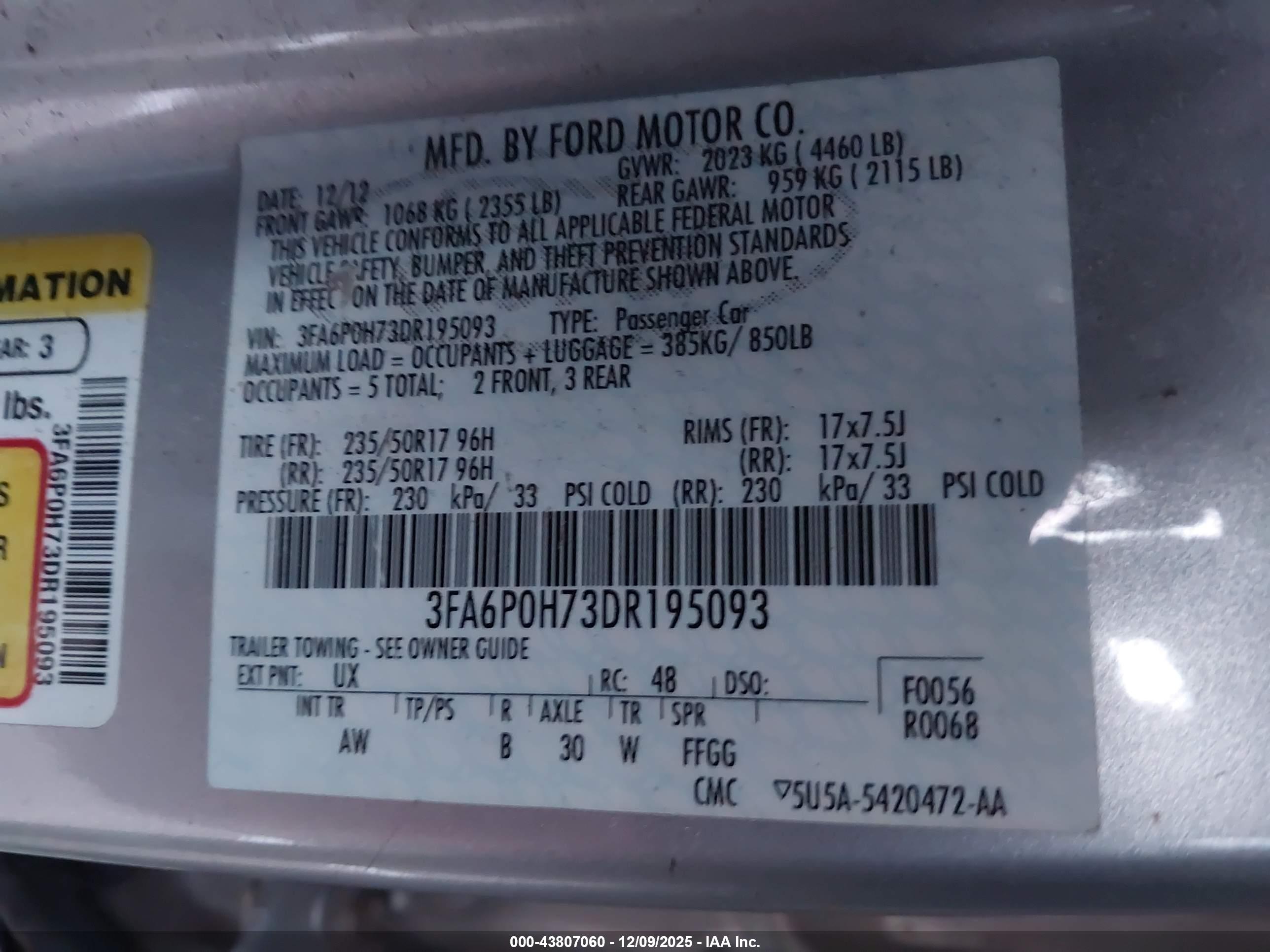 FORD FUSION image 9
