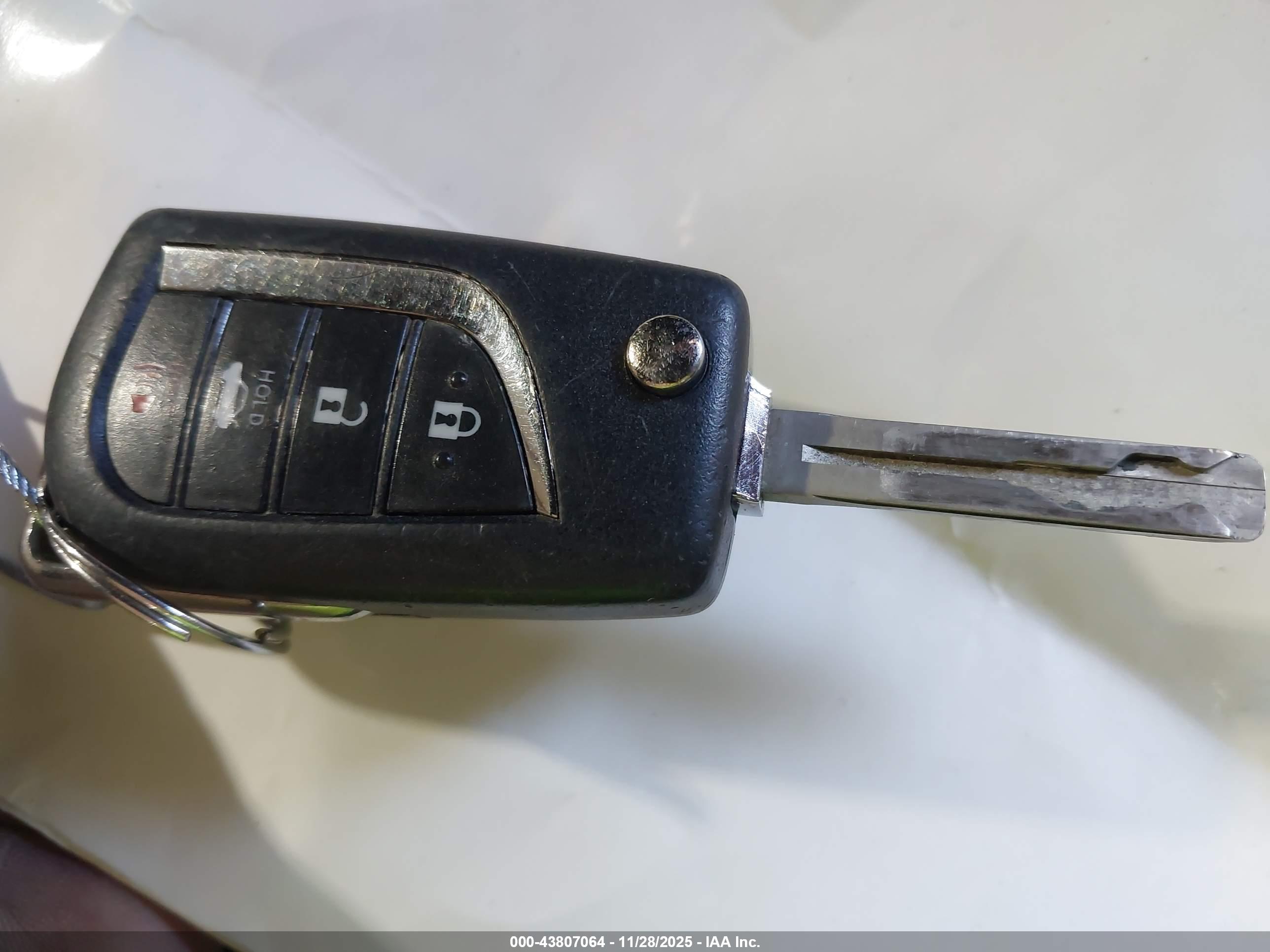TOYOTA COROLLA image 11