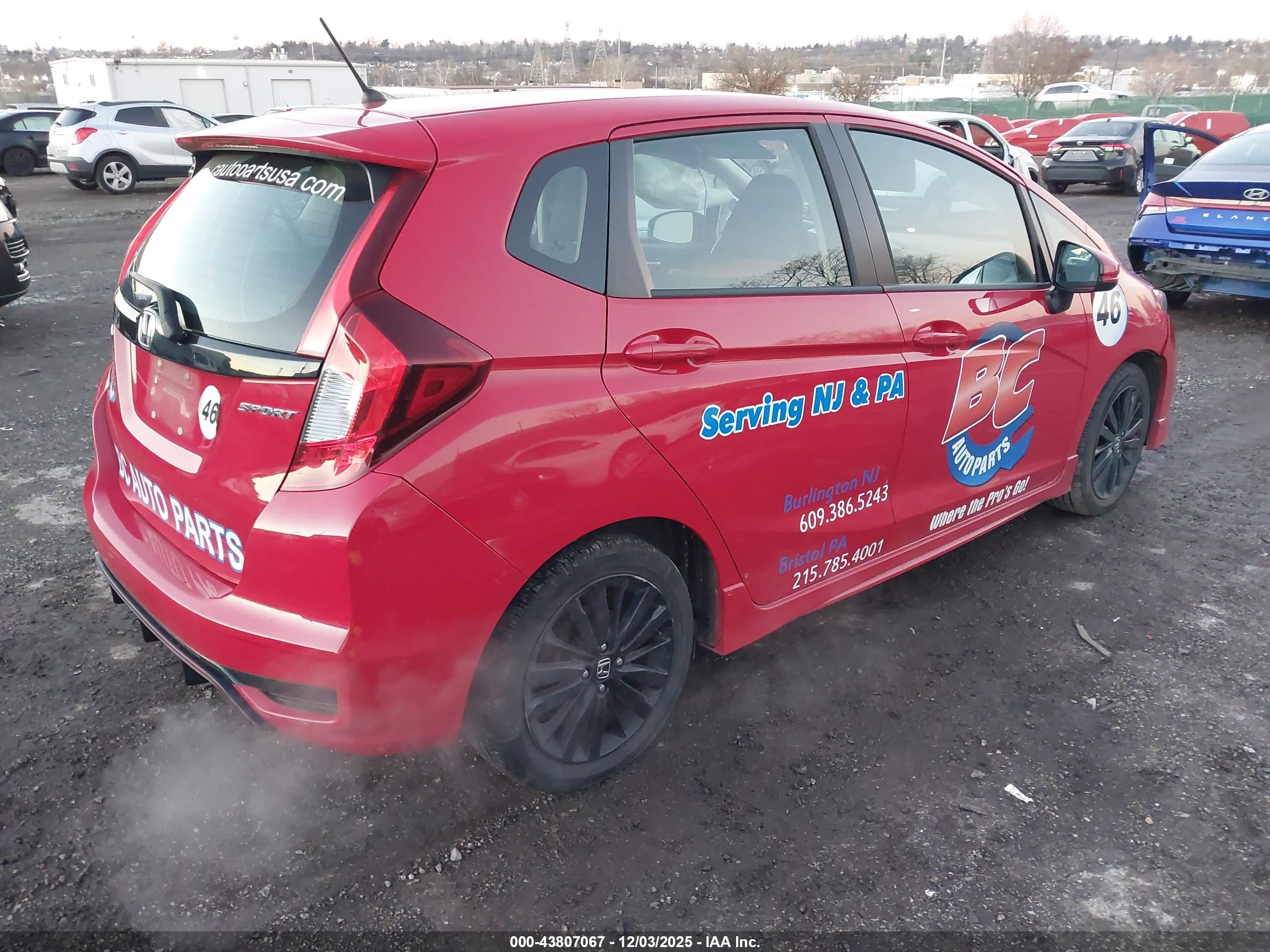 HONDA FIT image 4