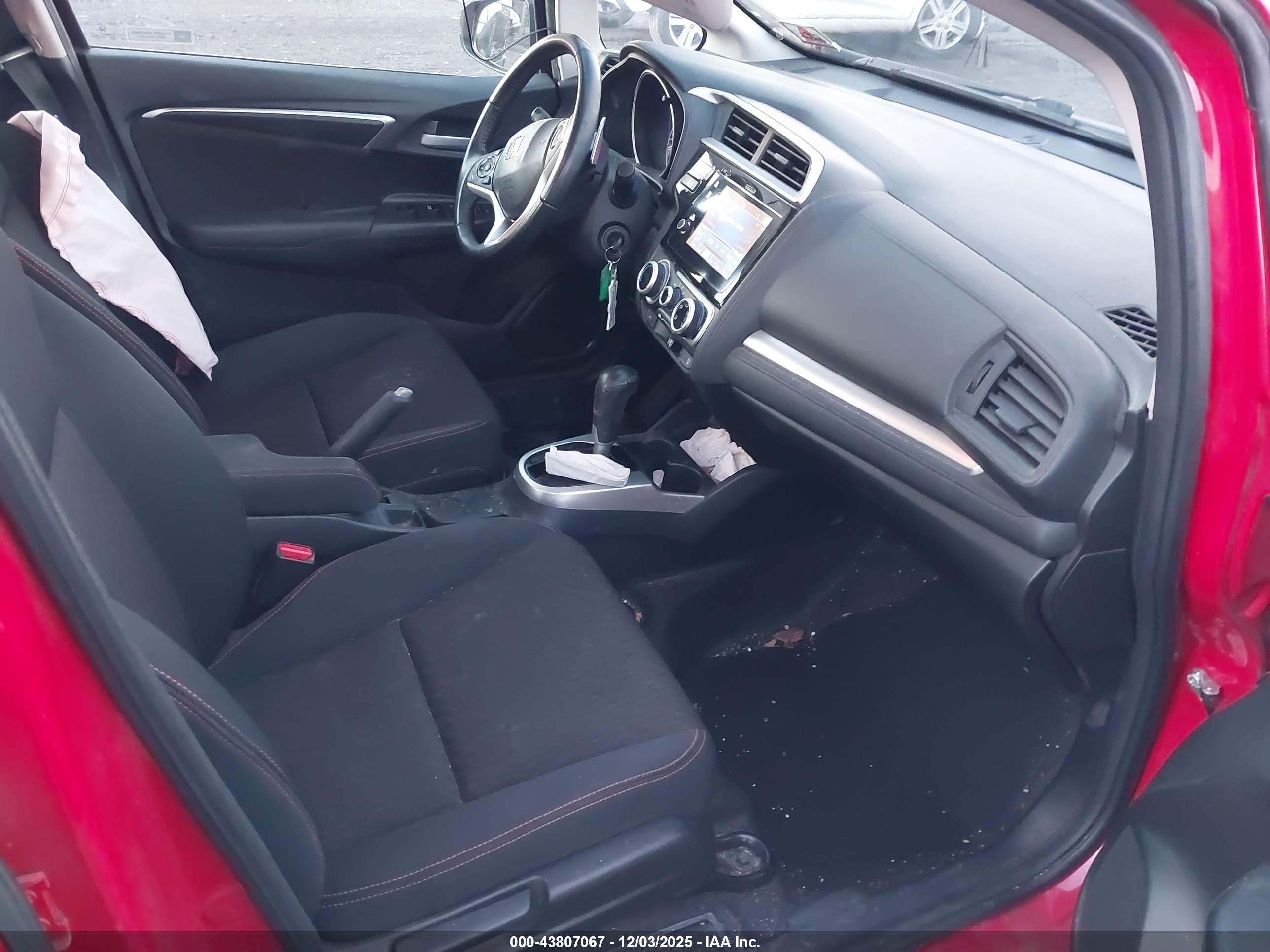 HONDA FIT image 5