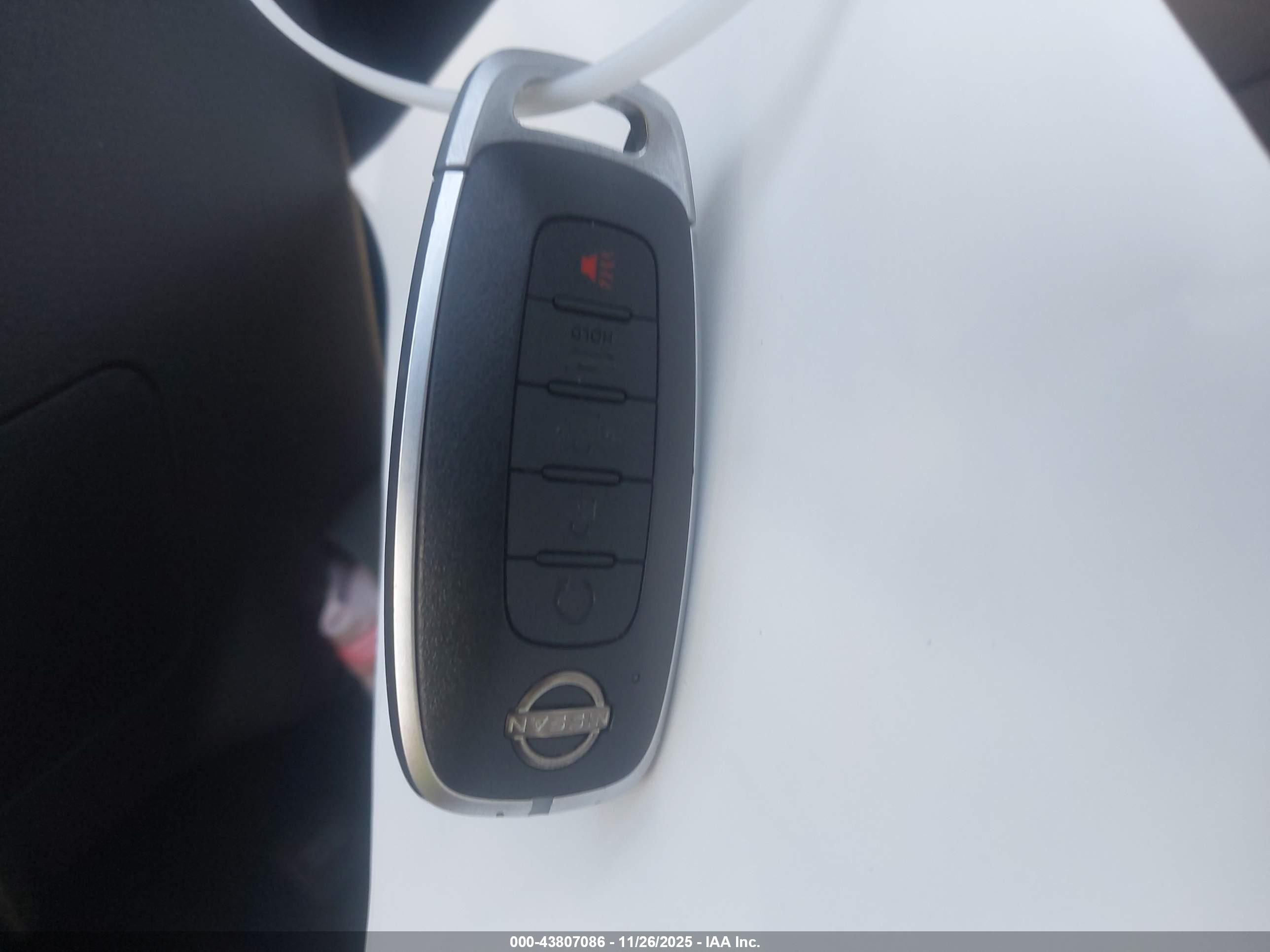 NISSAN SENTRA image 11