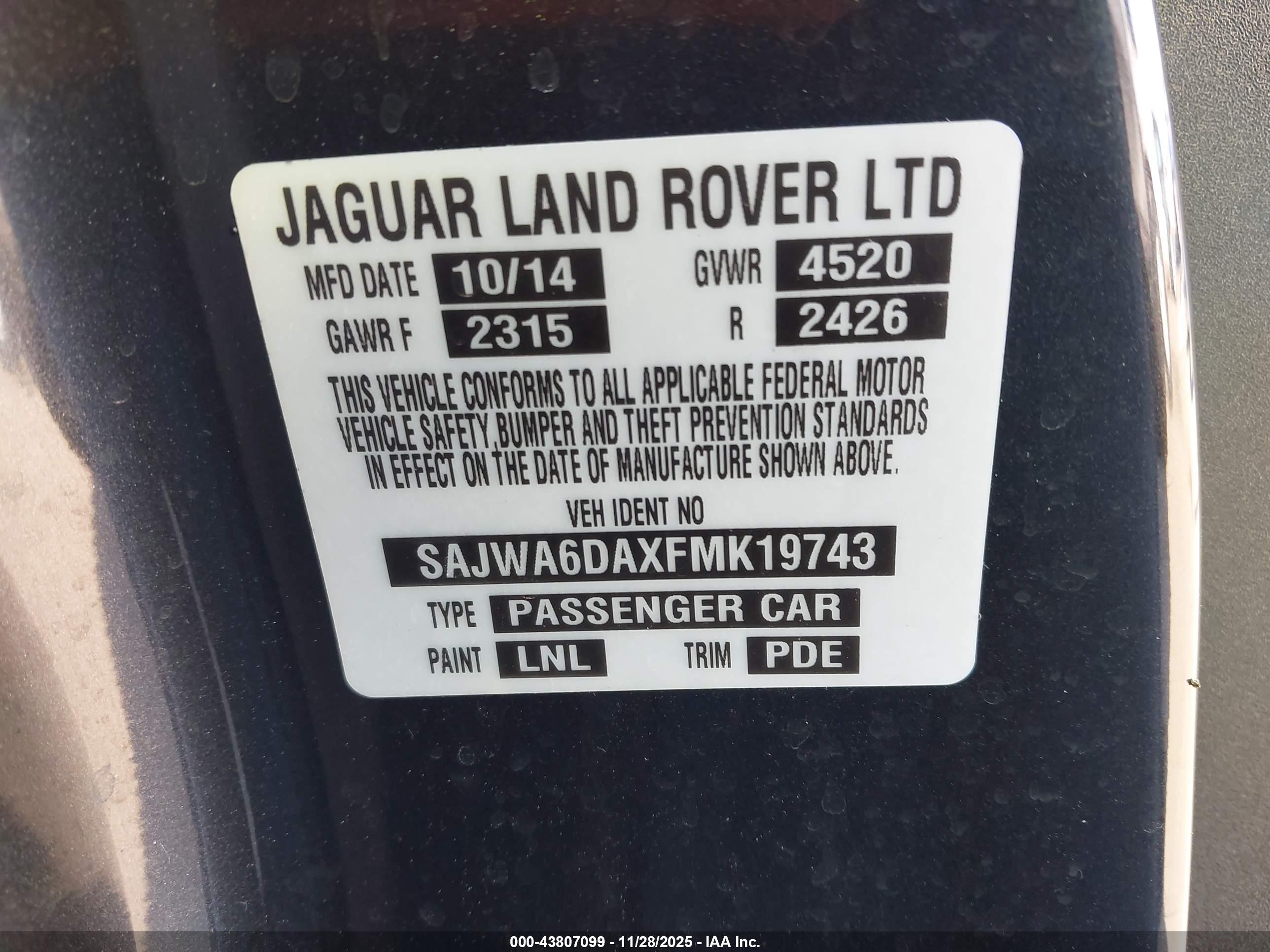 JAGUAR F-TYPE image 9