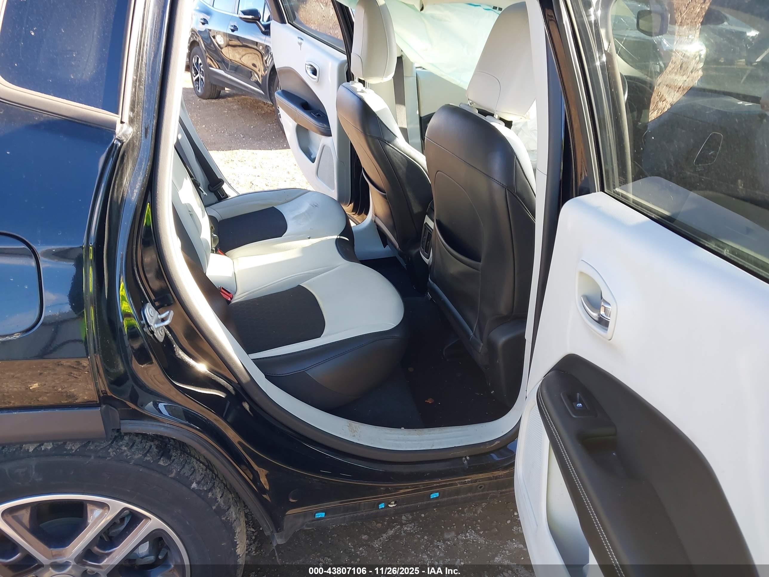 JEEP COMPASS image 8