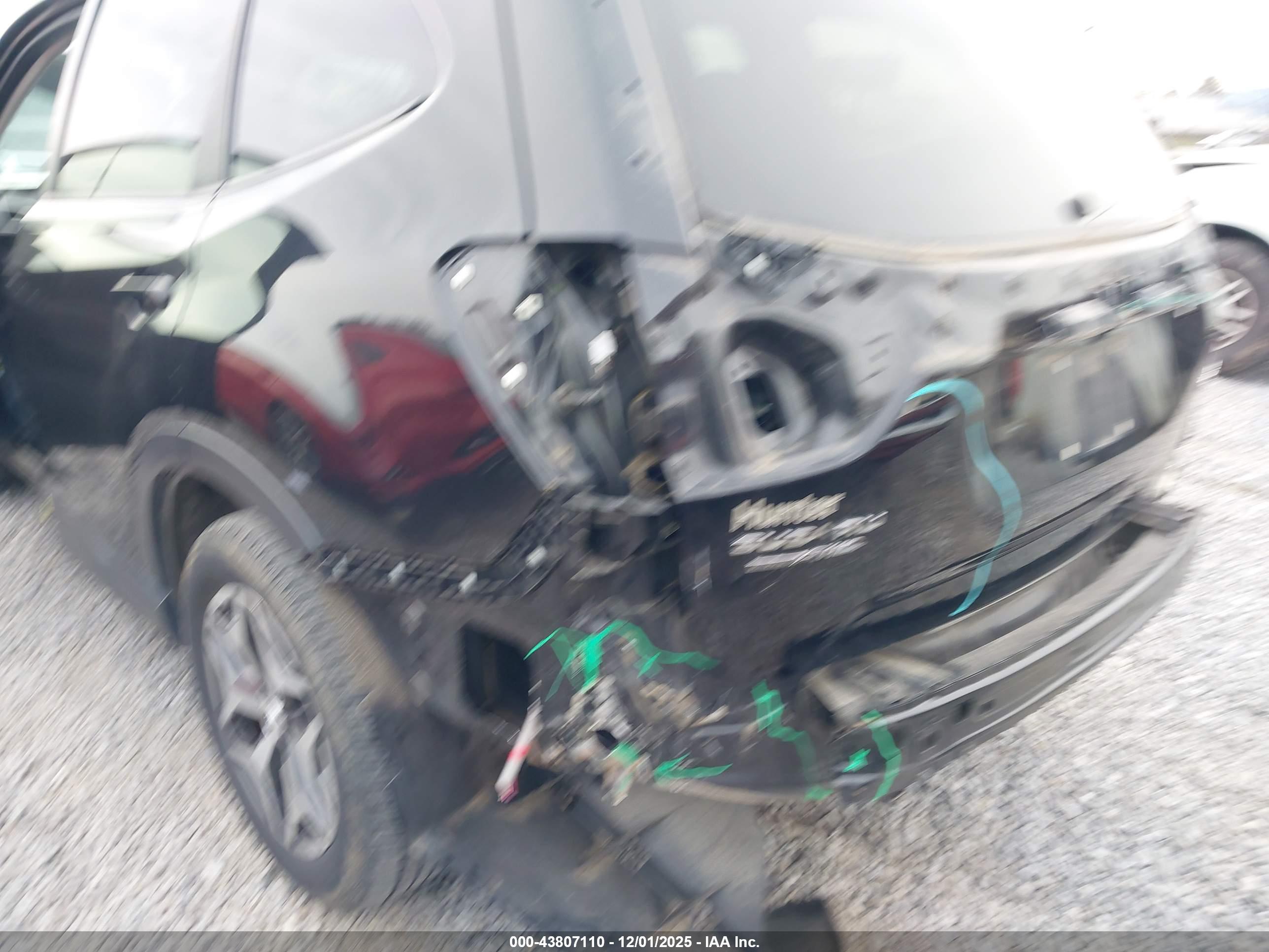 SUBARU FORESTER image 6