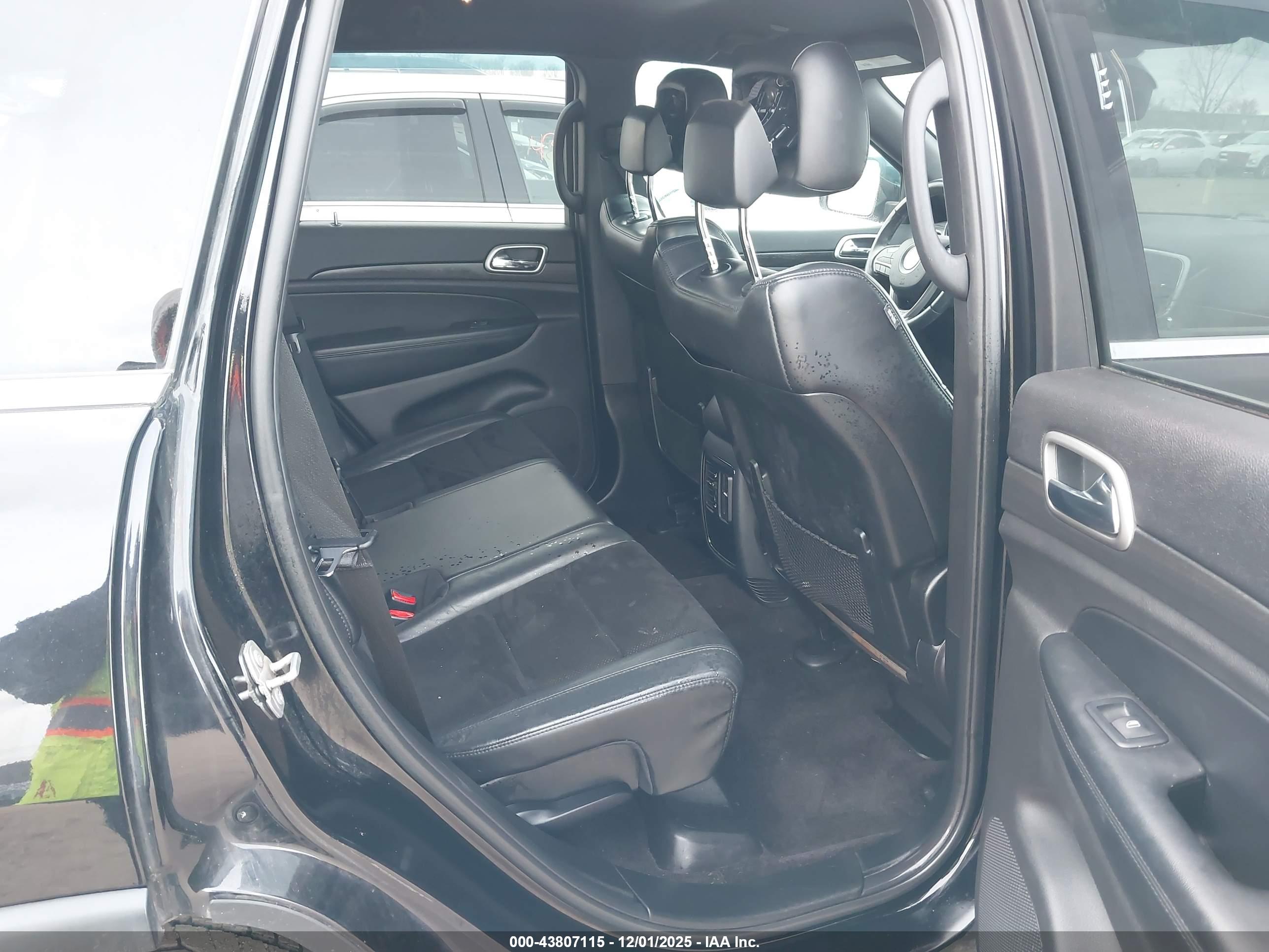 JEEP GRAND image 8