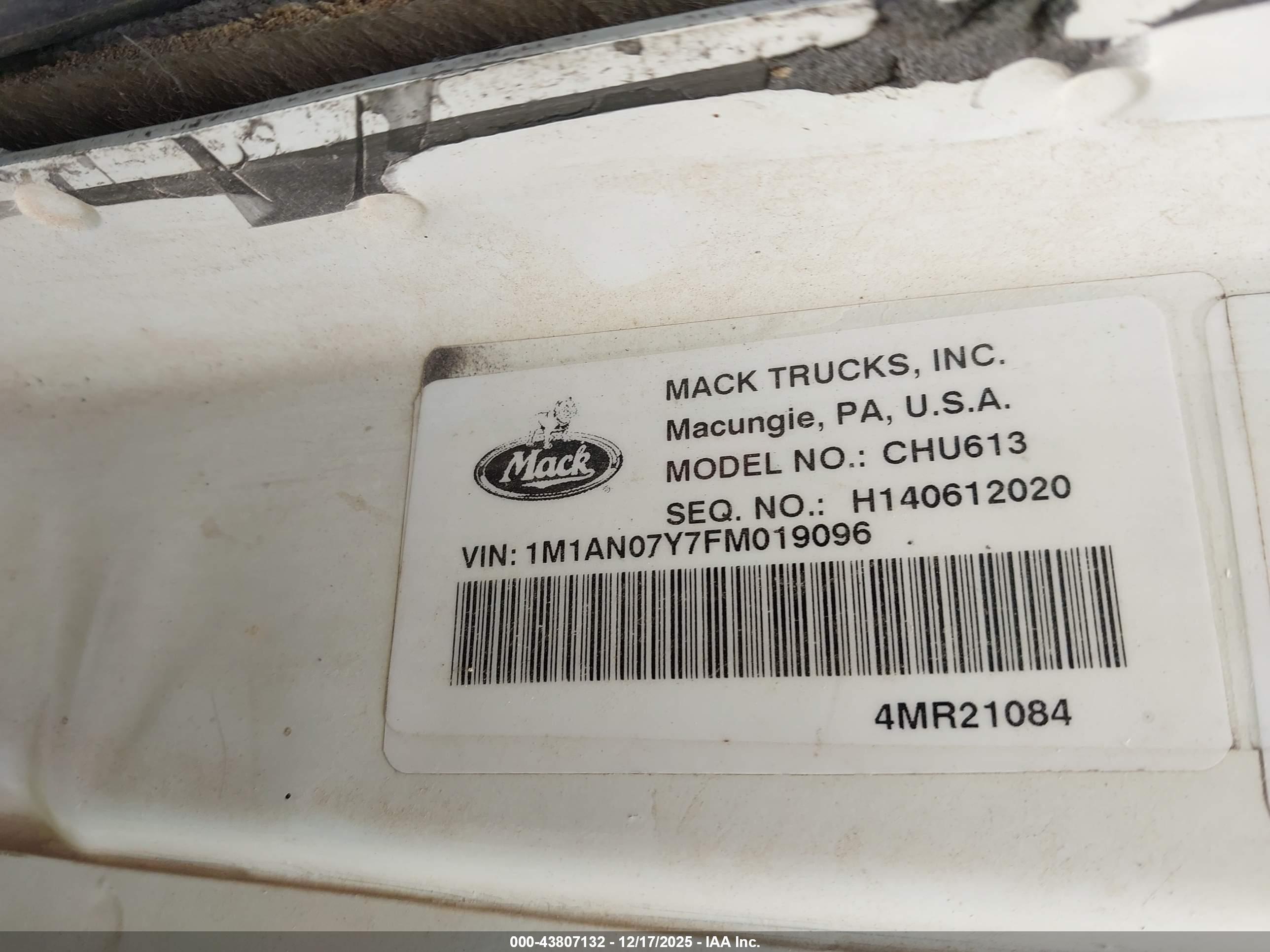 MACK 600 image 9