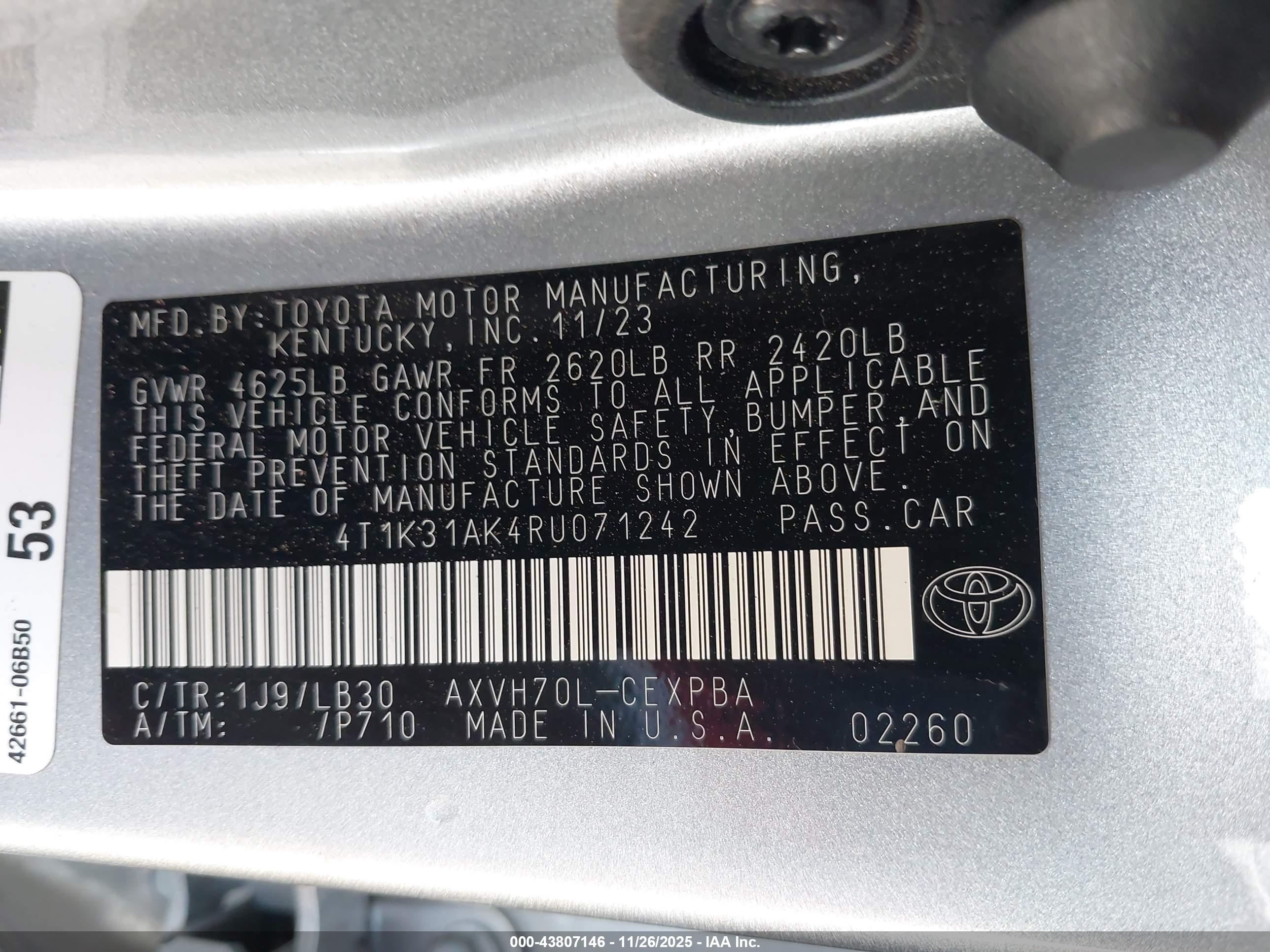 TOYOTA CAMRY image 9