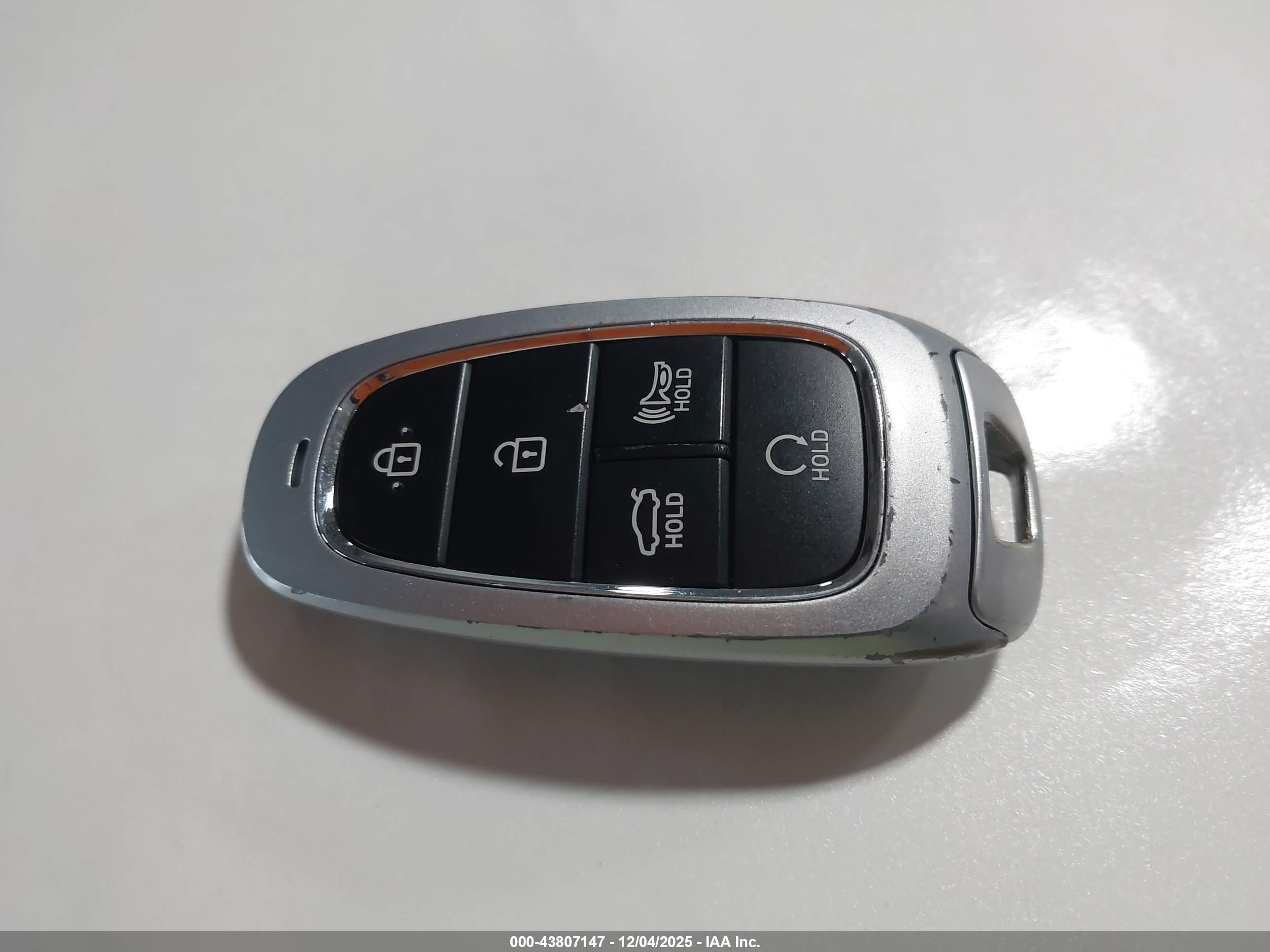 HYUNDAI SONATA image 11