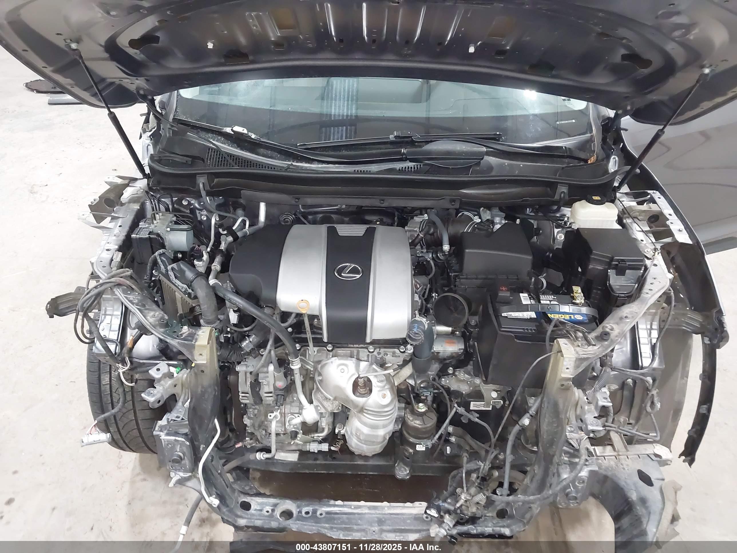 LEXUS RX image 10