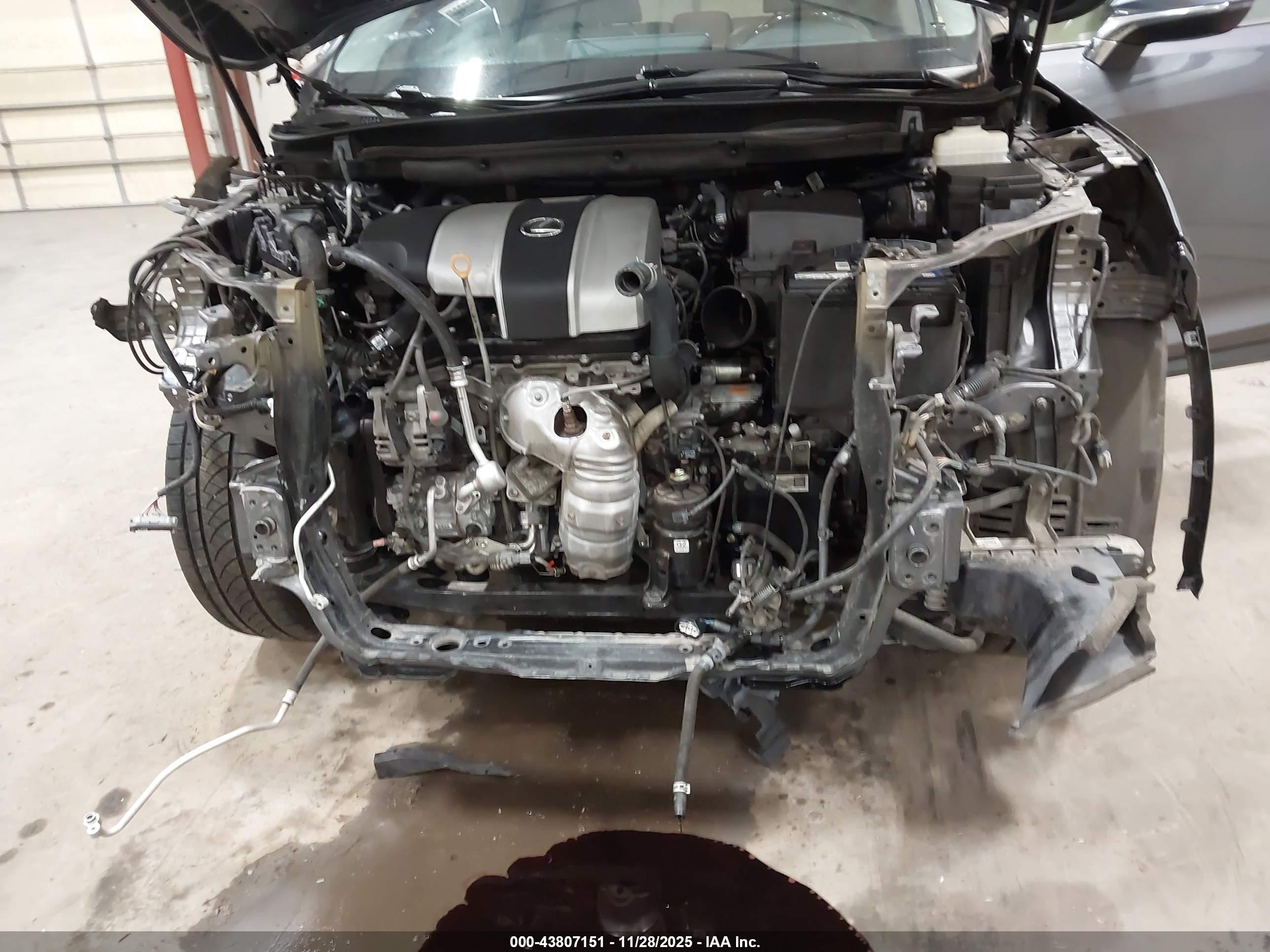 LEXUS RX image 6
