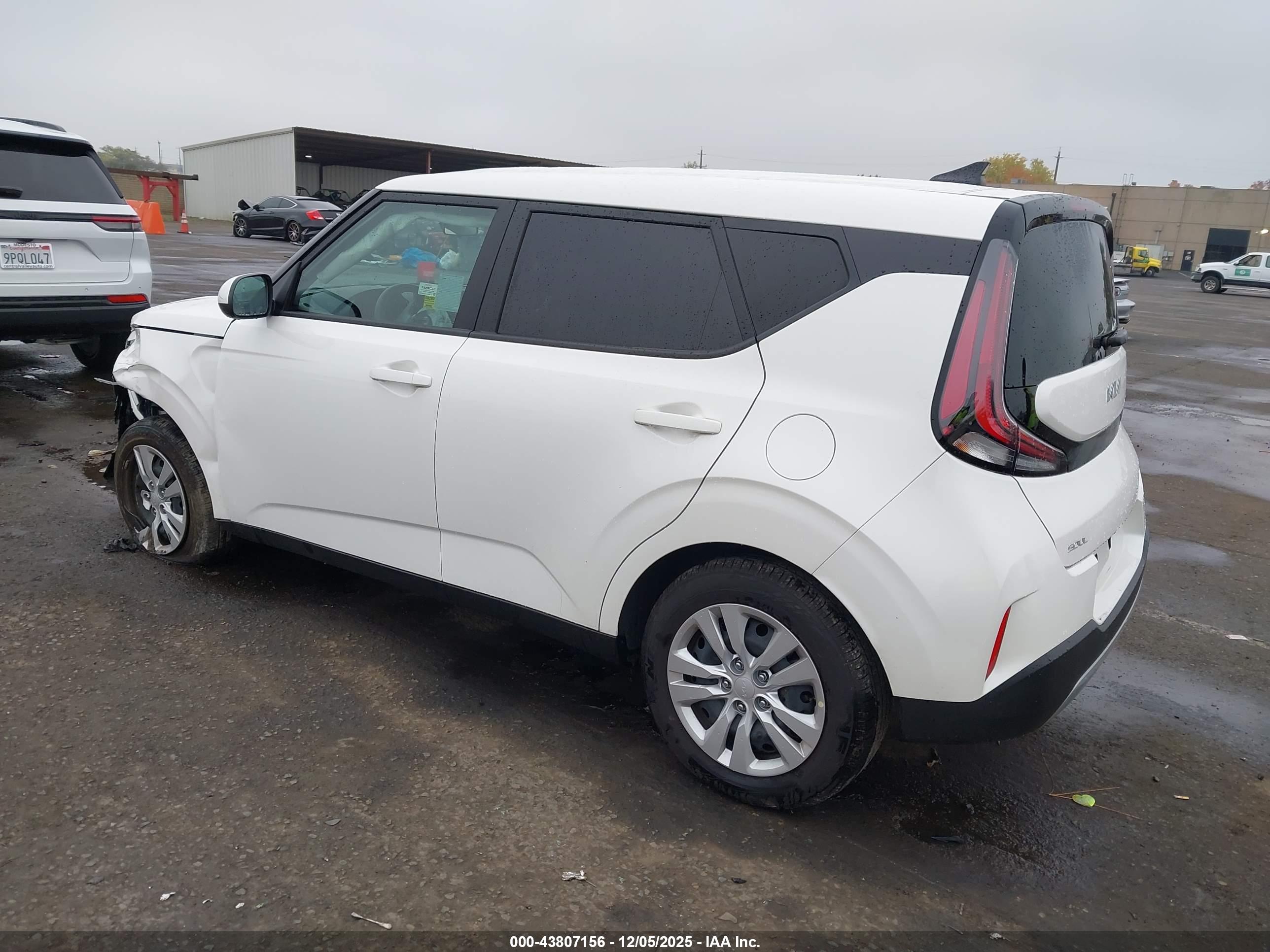 KIA SOUL image 3