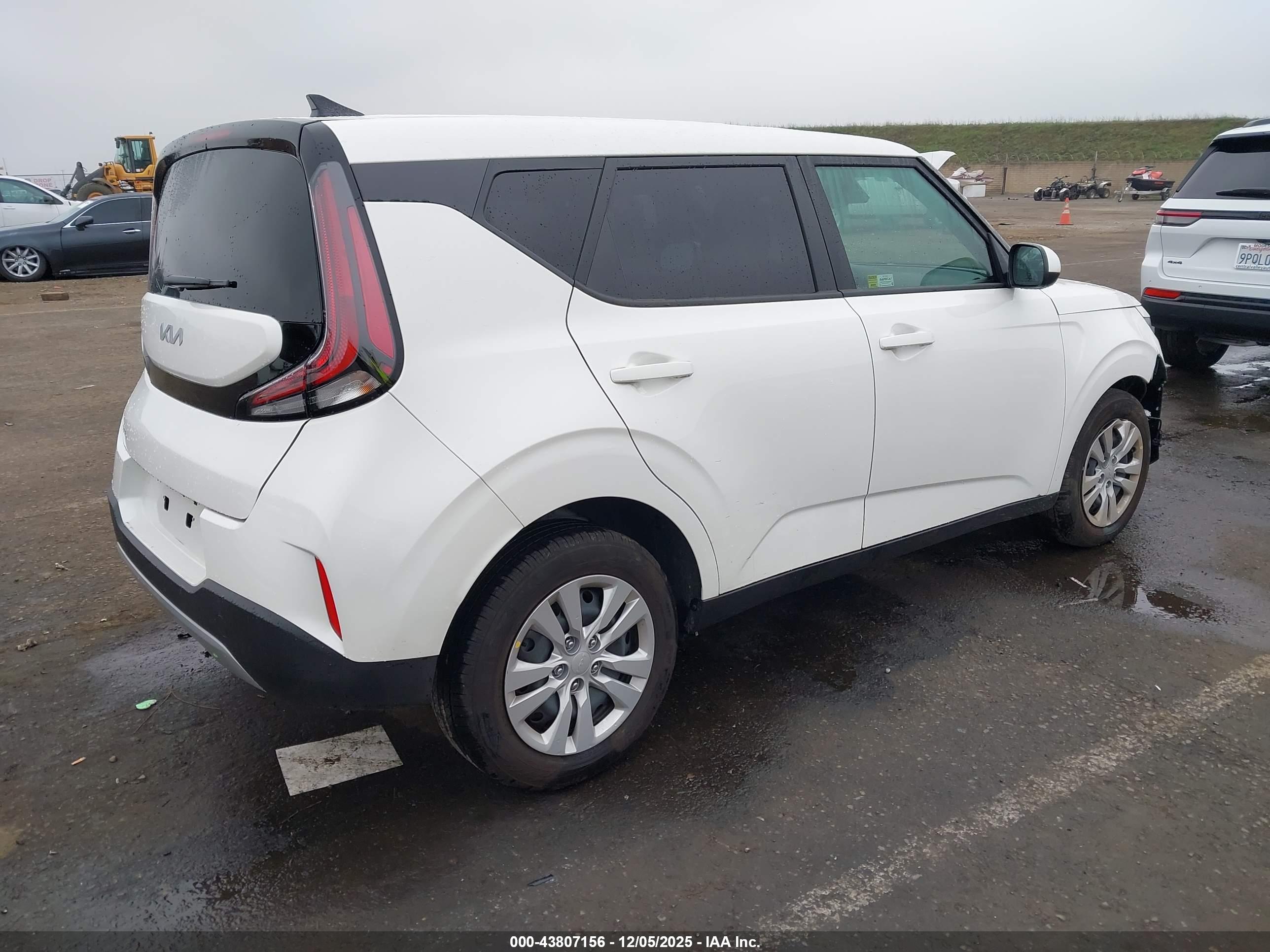 KIA SOUL image 4