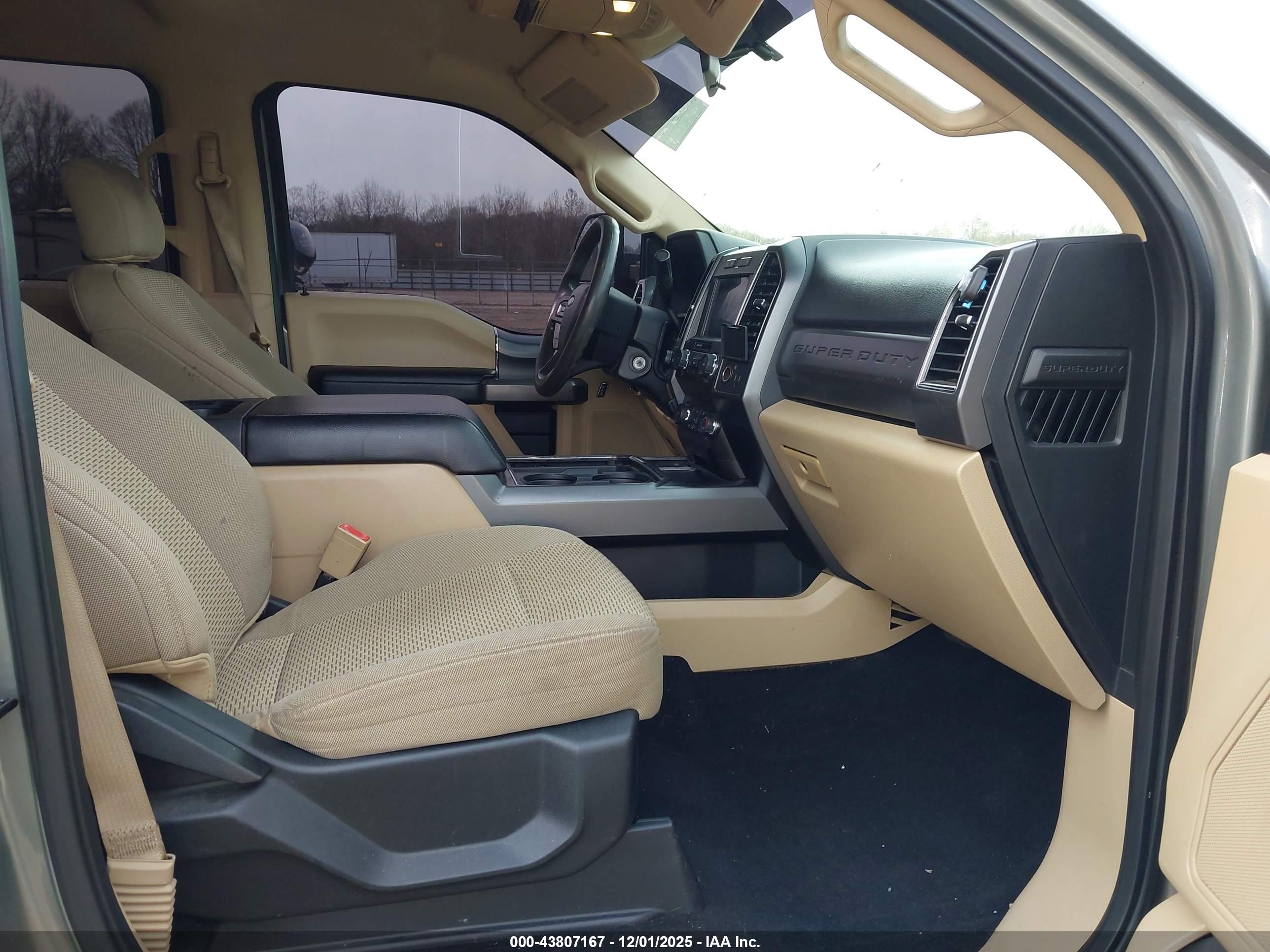 FORD F-250 image 5
