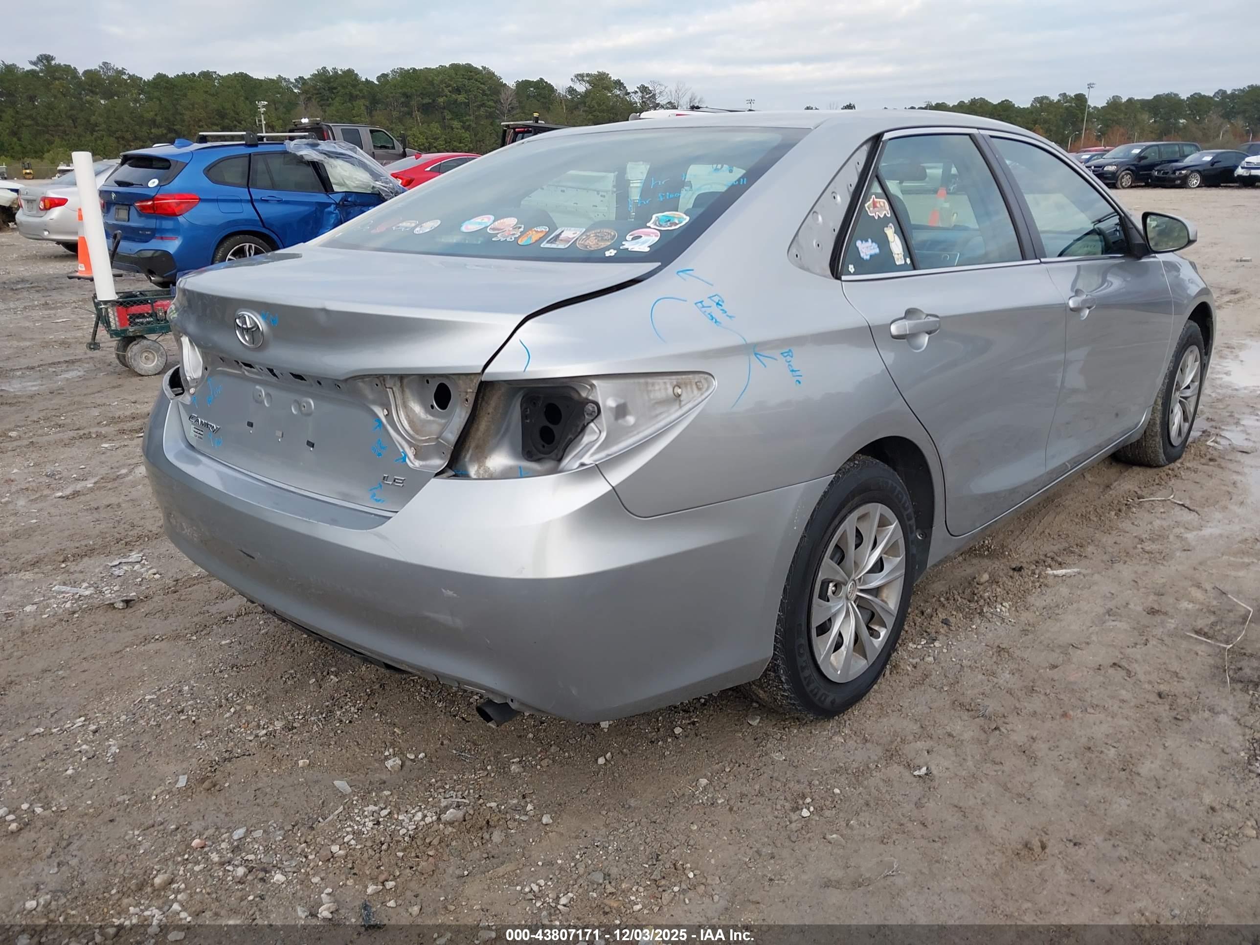 TOYOTA CAMRY image 4
