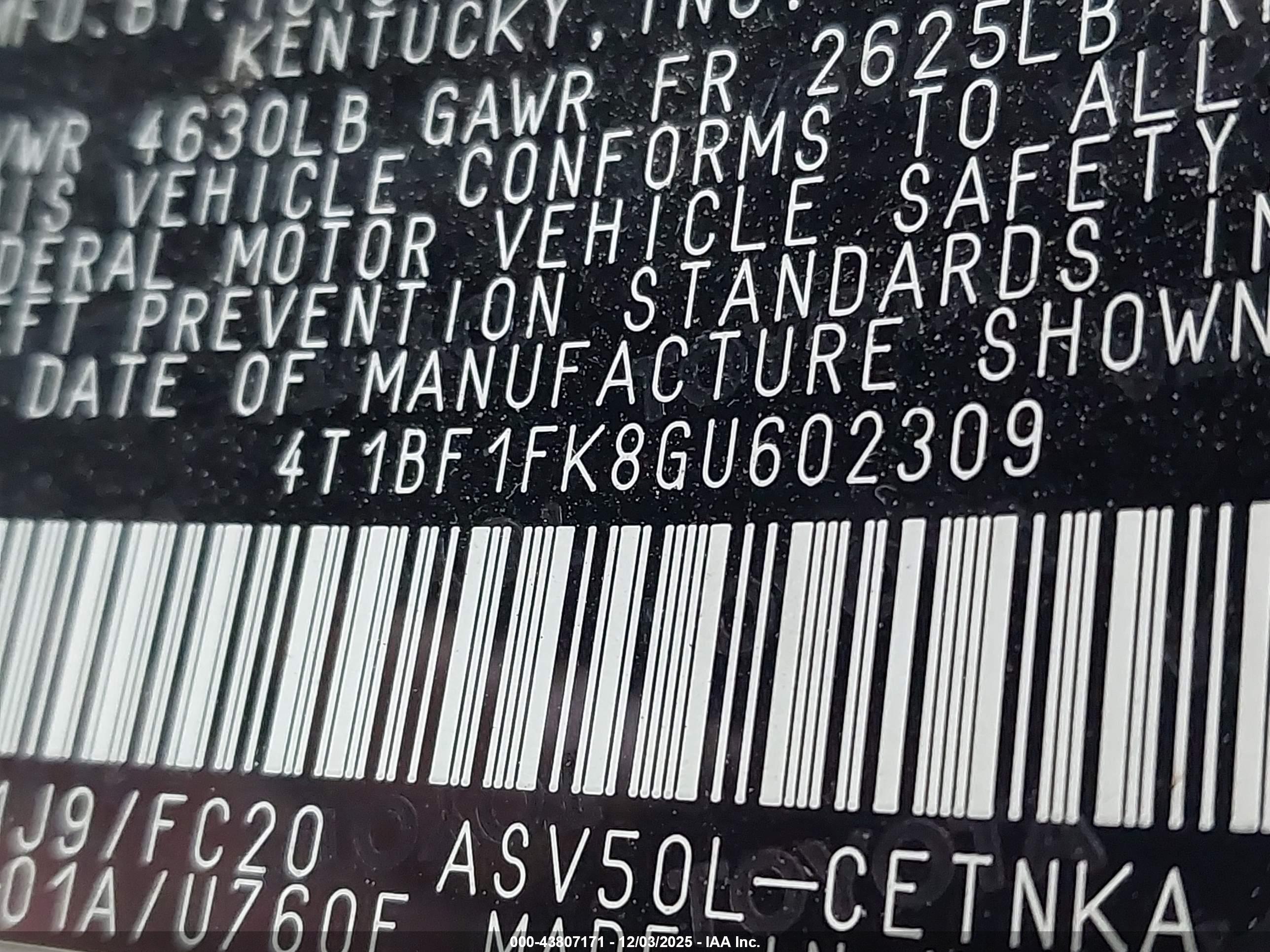 TOYOTA CAMRY image 9