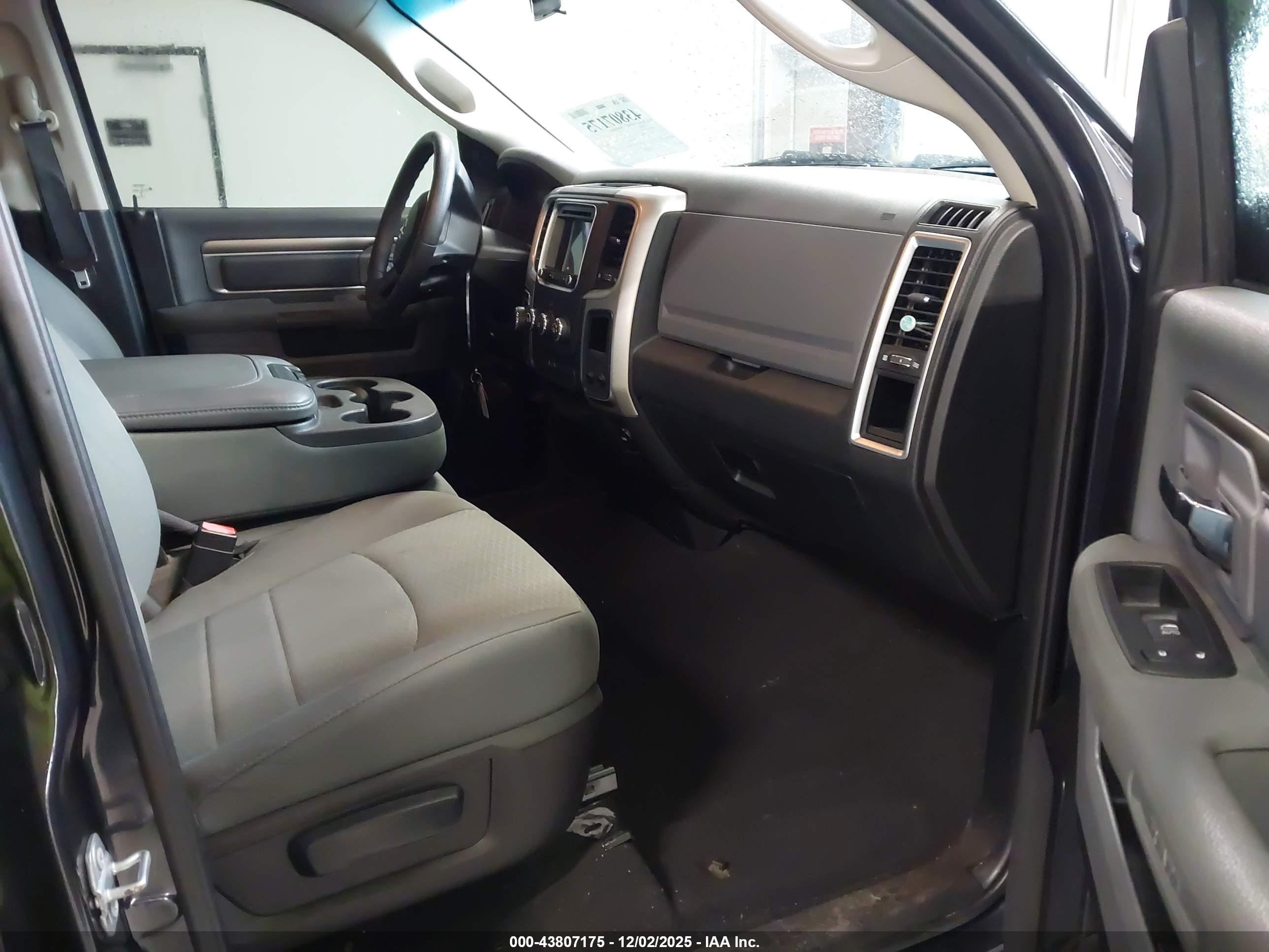 RAM 1500 image 5
