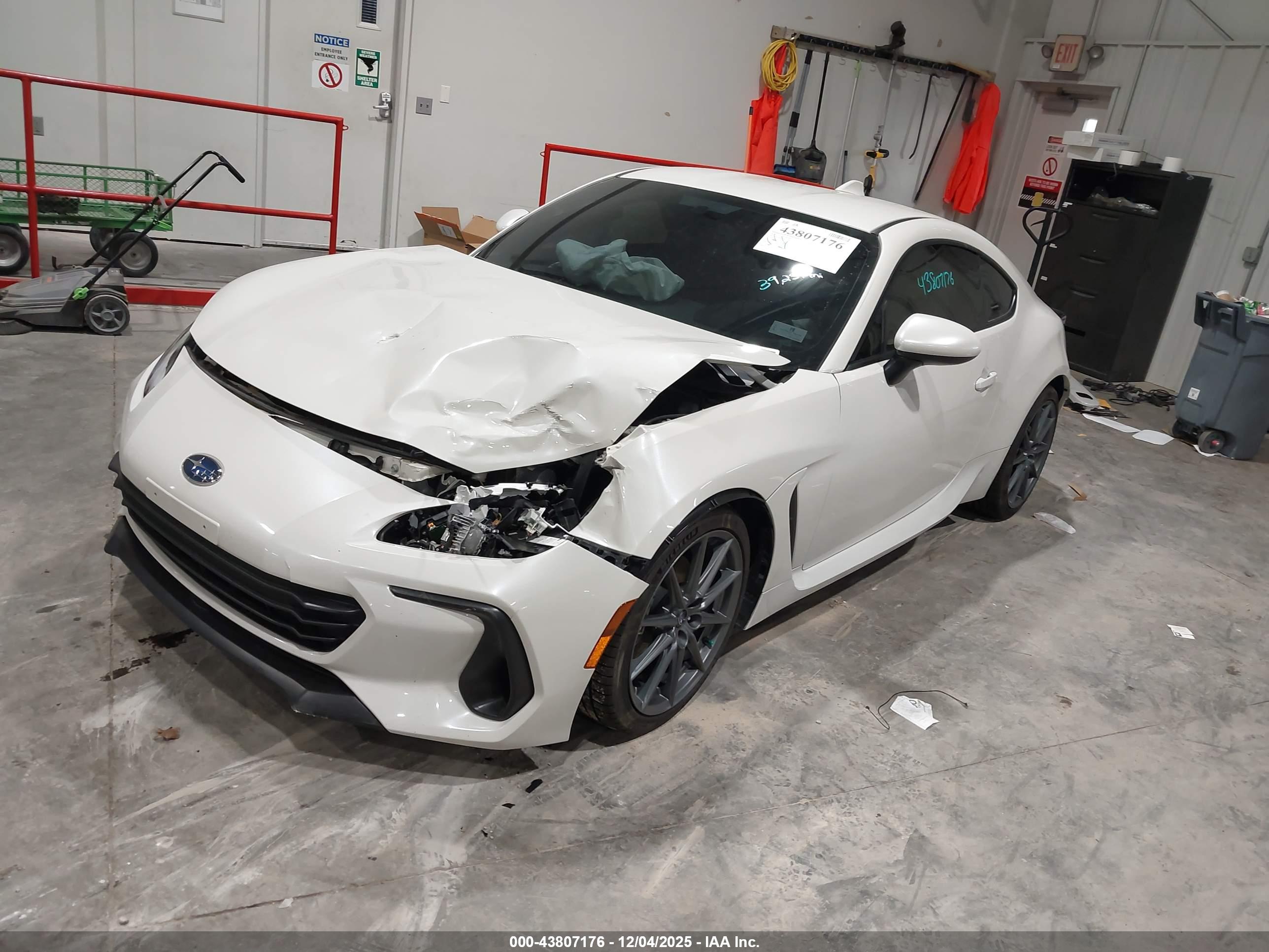 SUBARU BRZ image 2
