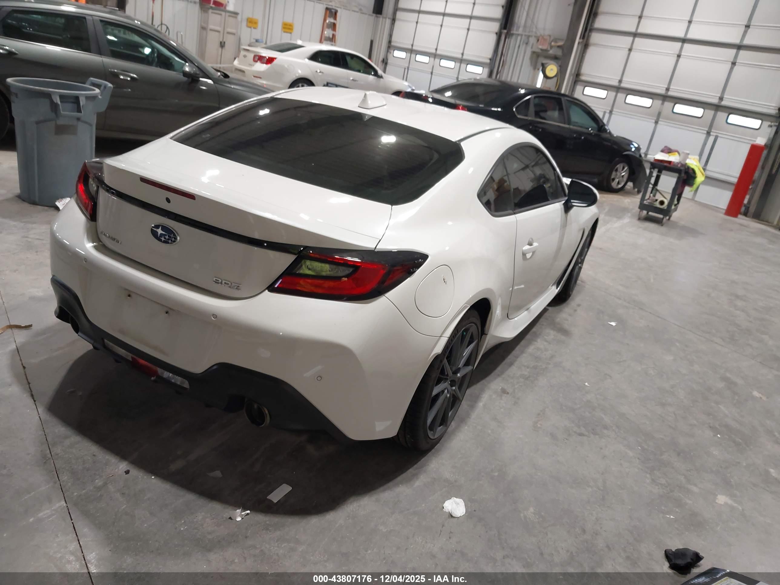 SUBARU BRZ image 4