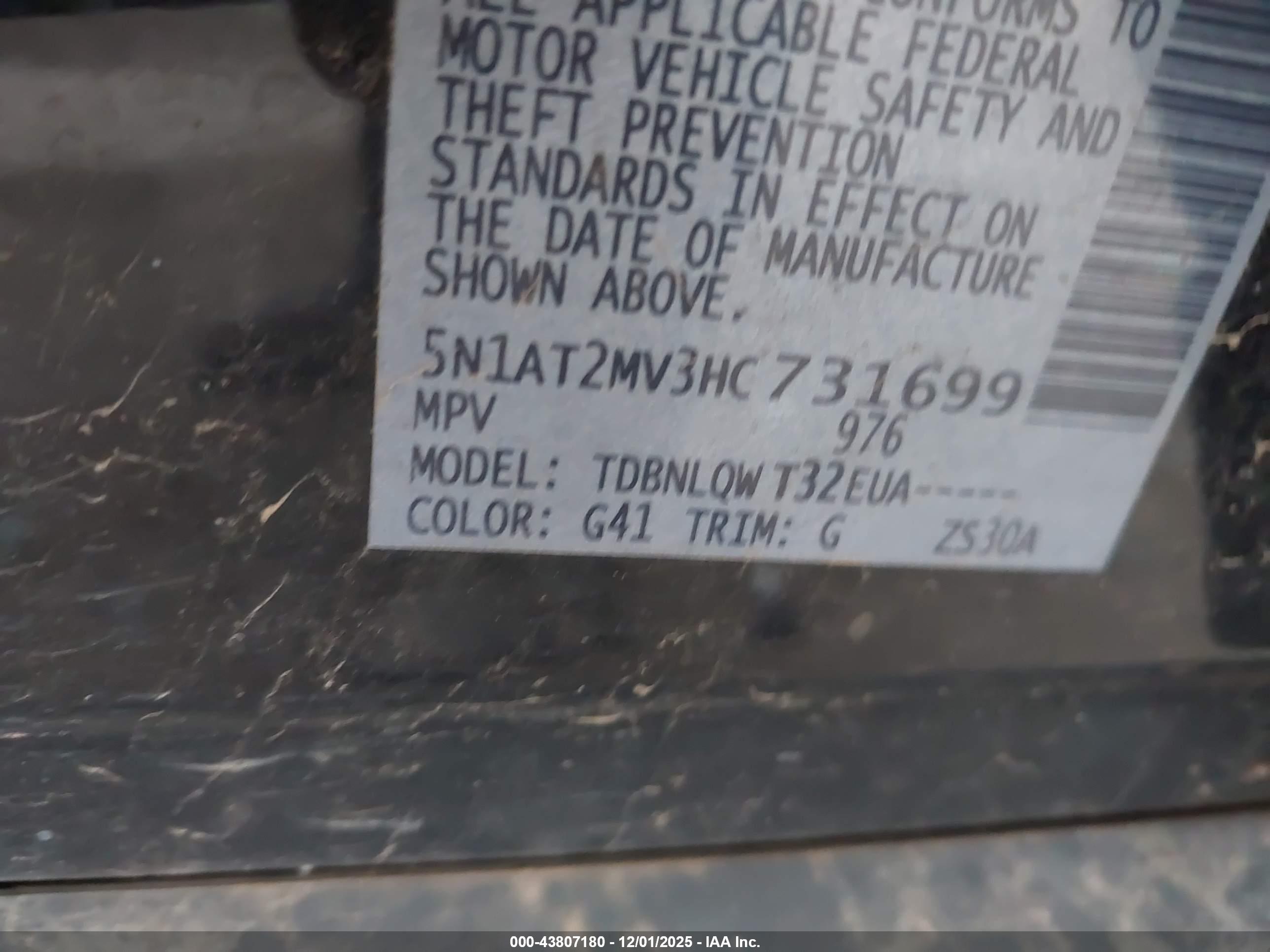 NISSAN ROGUE image 9