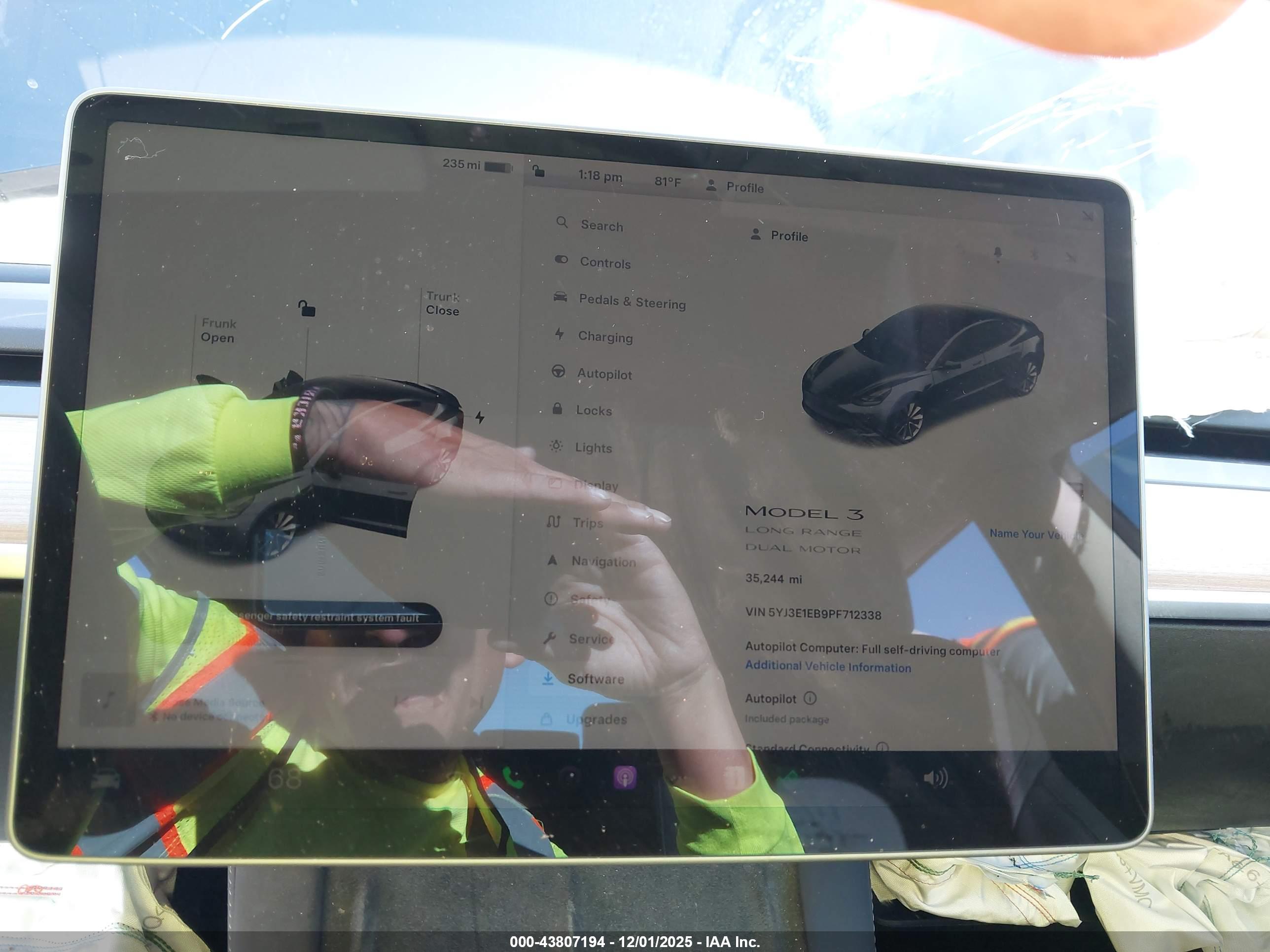 TESLA MODEL image 7