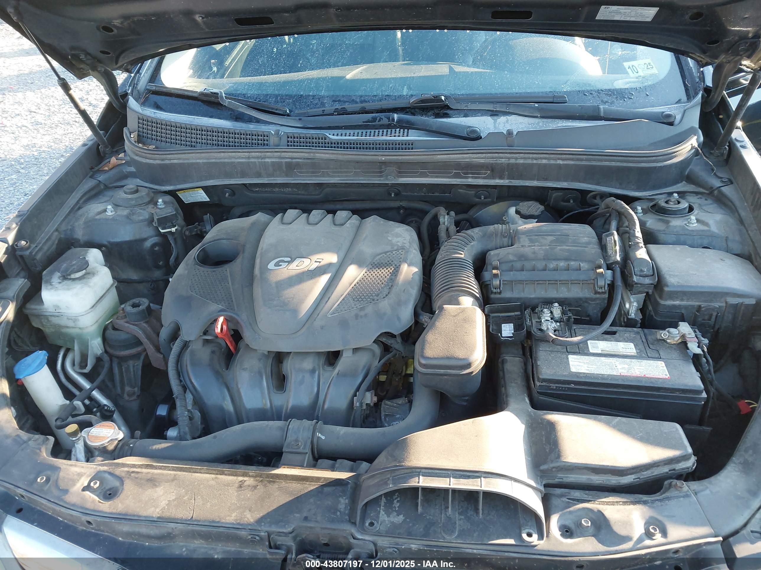 HYUNDAI SONATA image 10