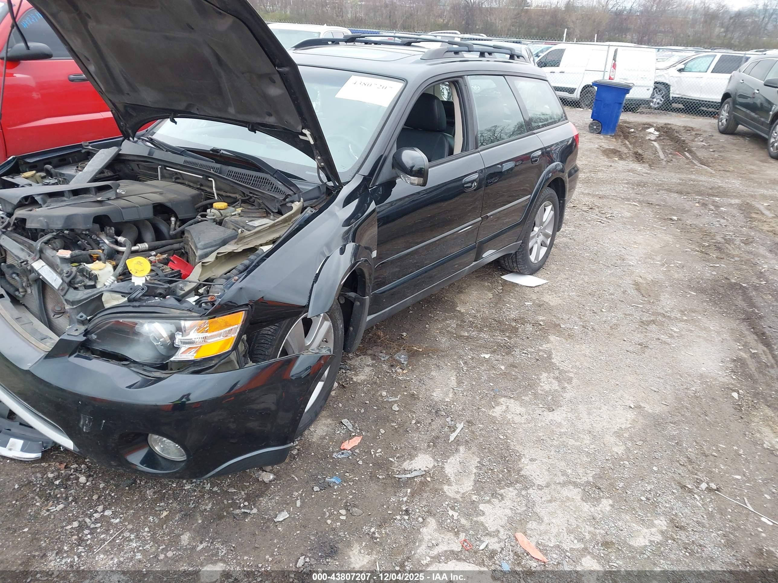 SUBARU OUTBACK image 2
