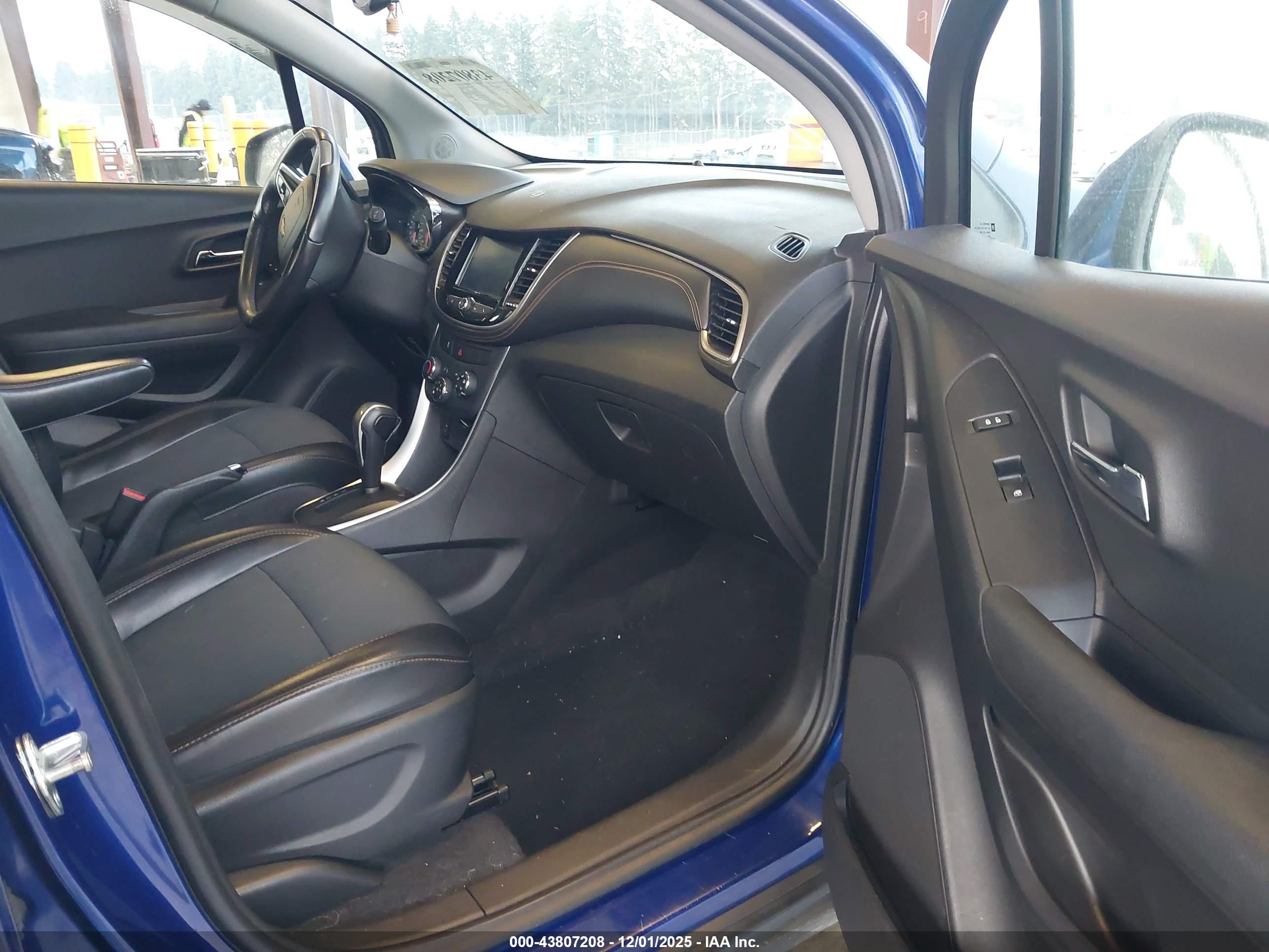 CHEVROLET TRAX image 5