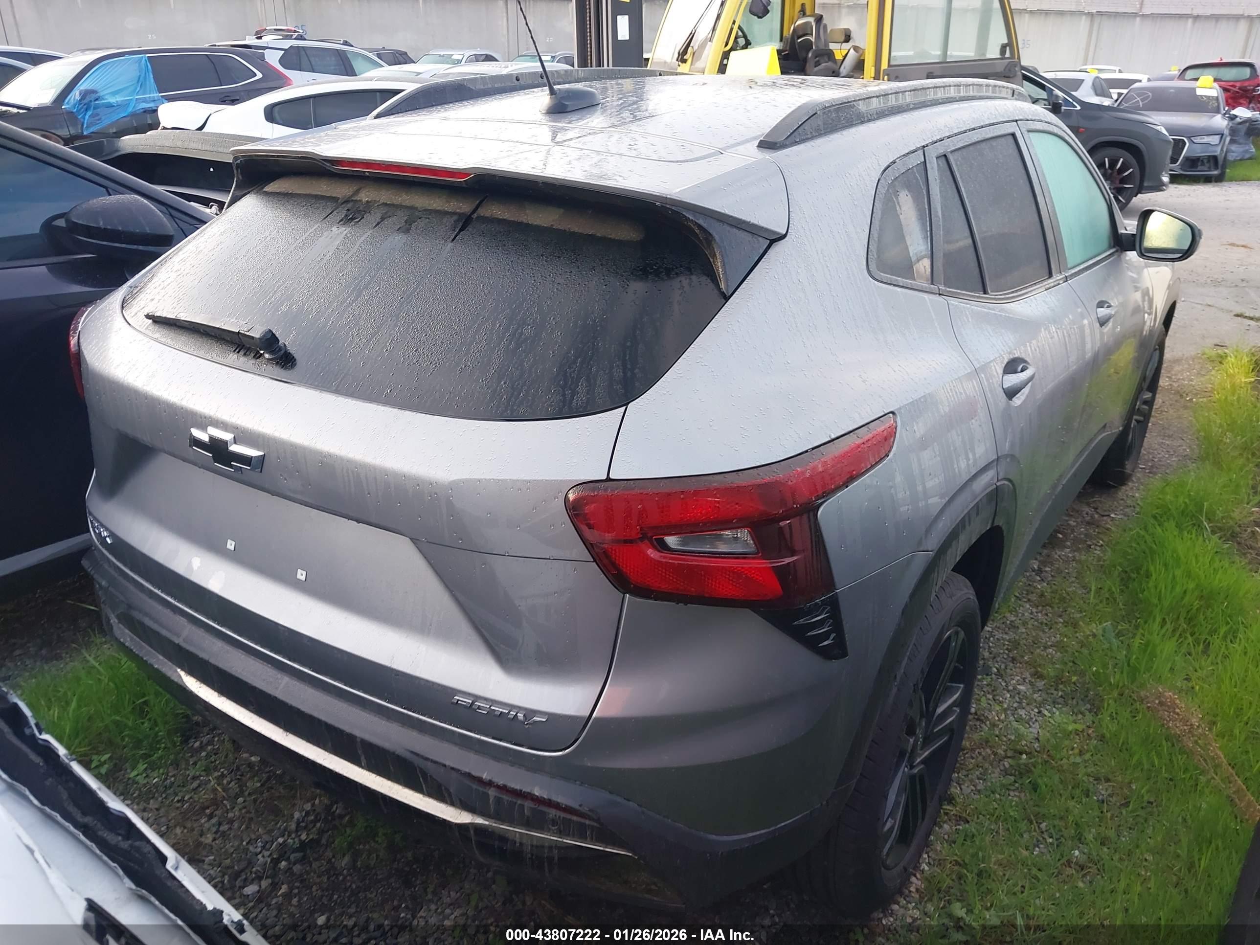 CHEVROLET TRAX image 4