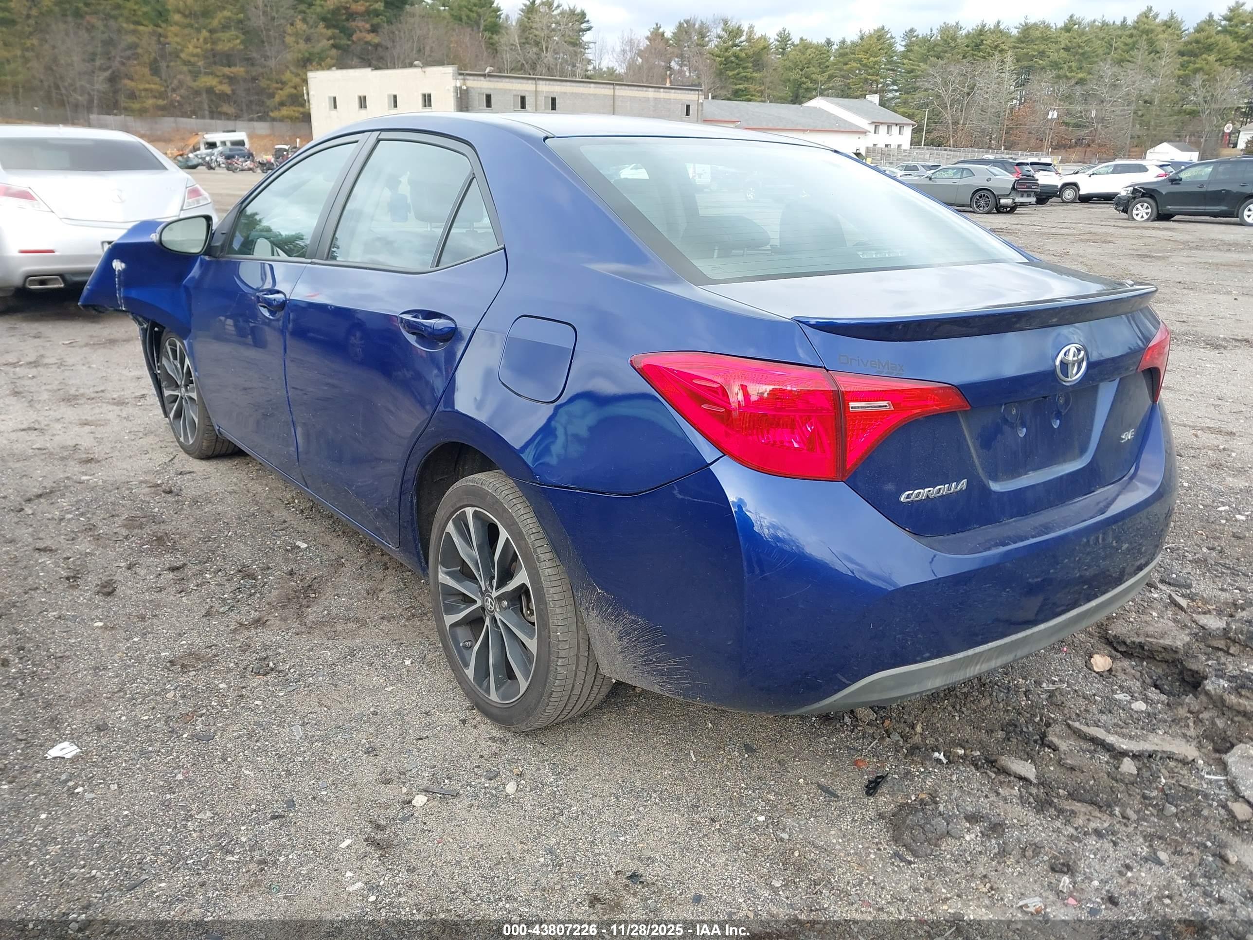 TOYOTA COROLLA image 3