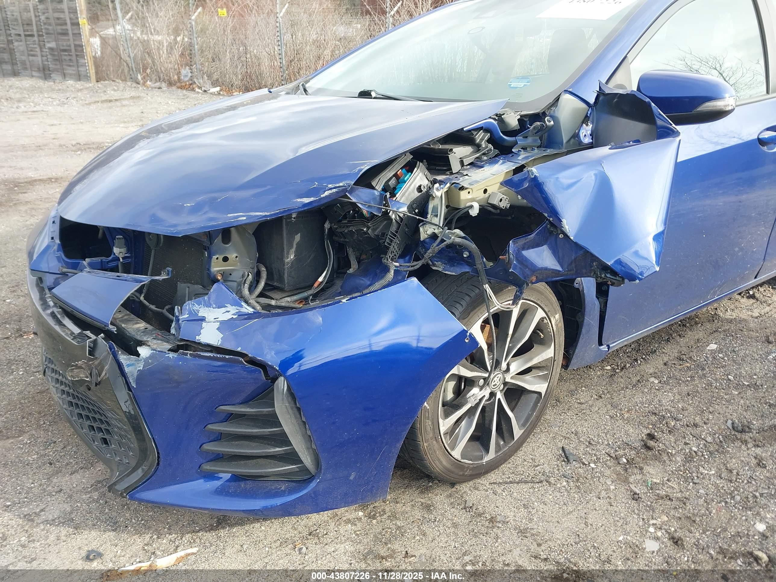 TOYOTA COROLLA image 6