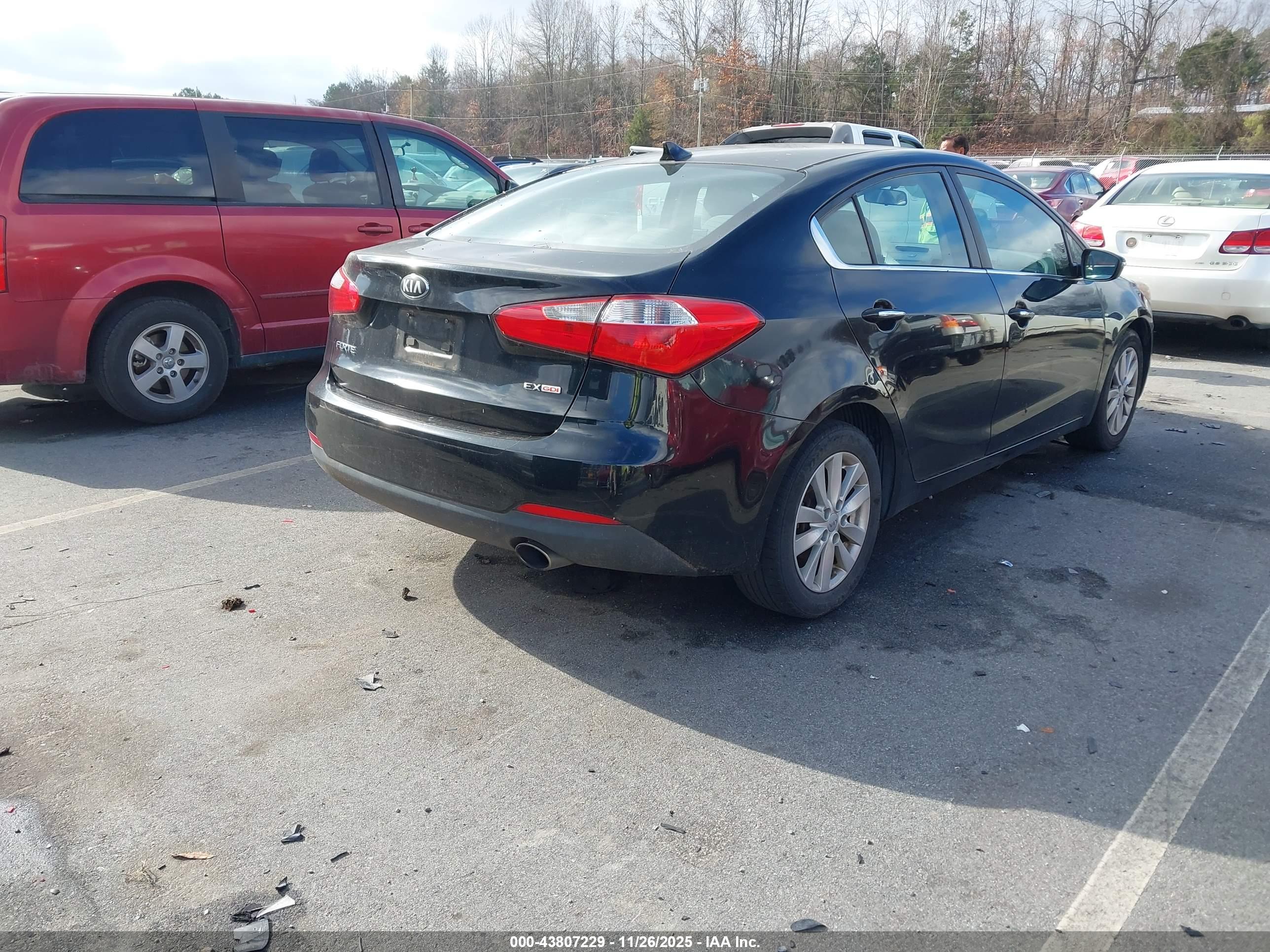 KIA FORTE image 4