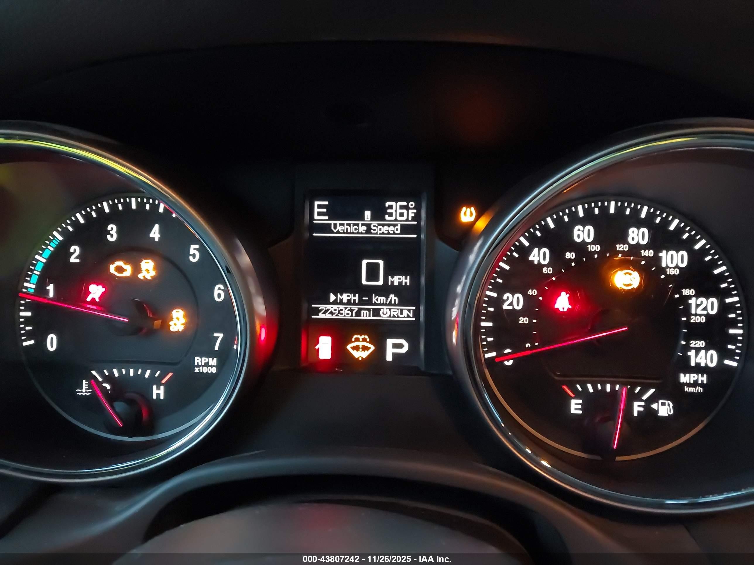 JEEP GRAND image 7