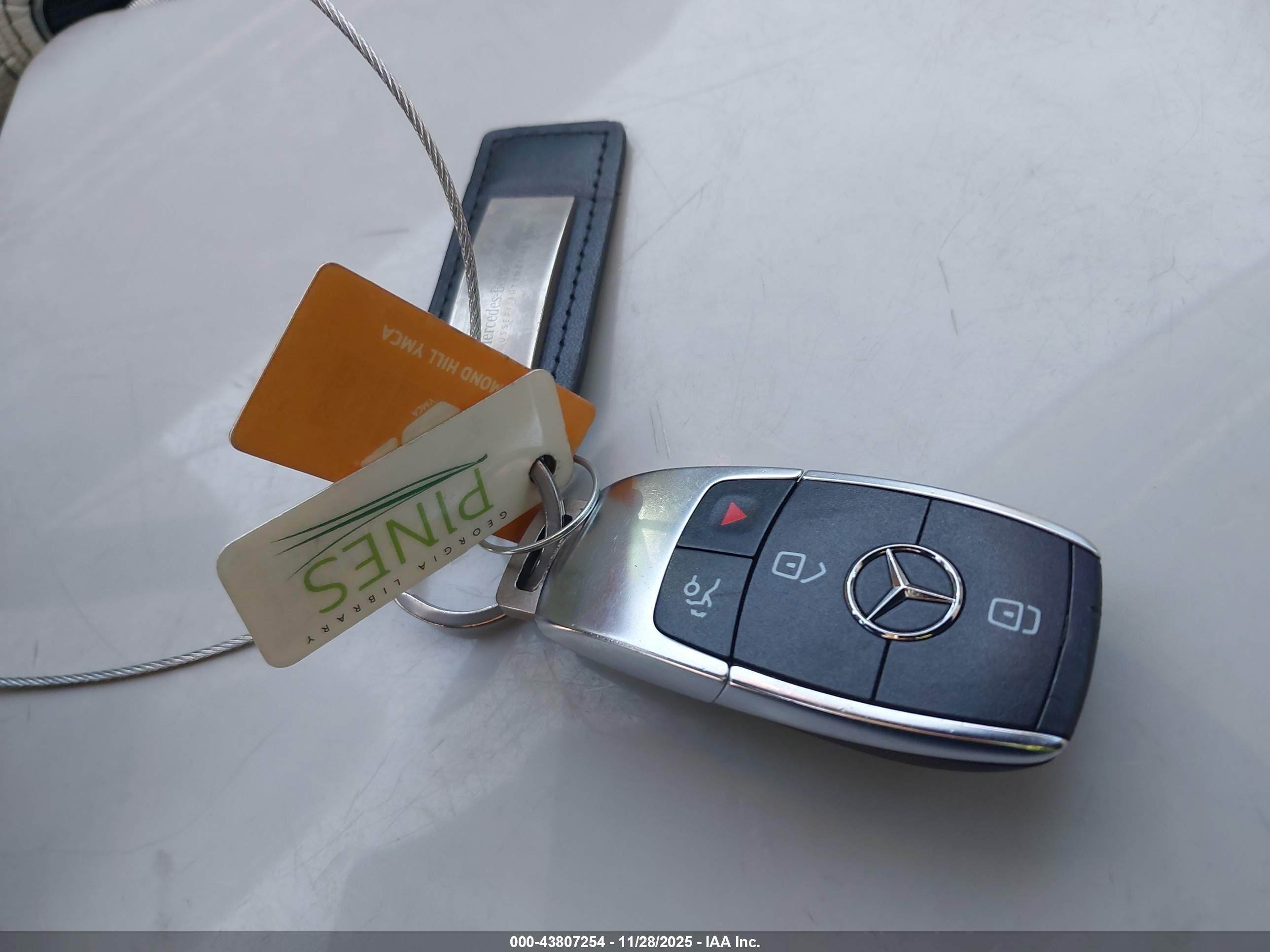 MERCEDES-BENZ GLE image 11