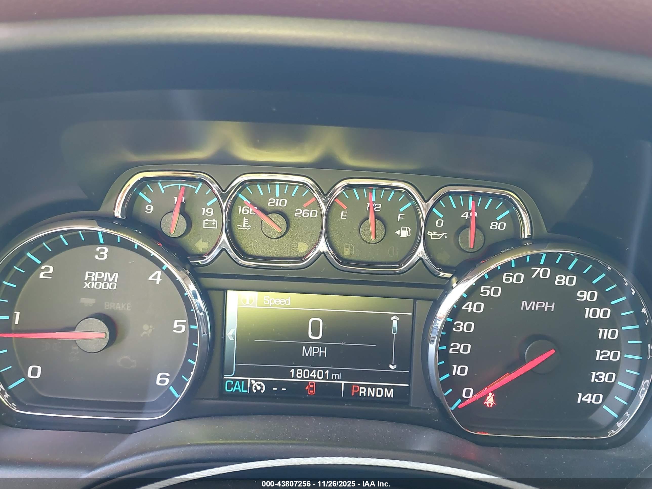 CHEVROLET SILVERADO image 7