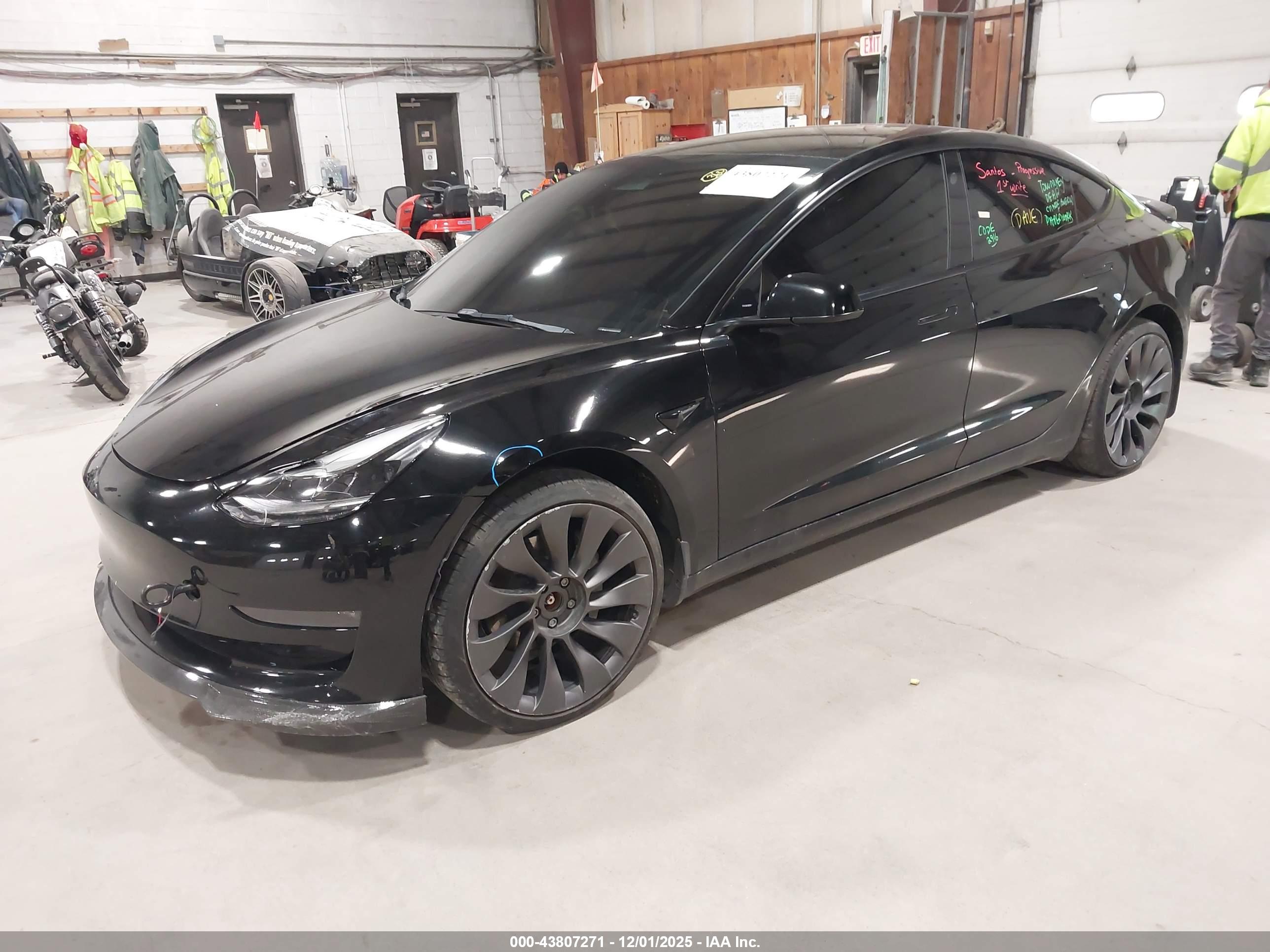 TESLA MODEL image 2