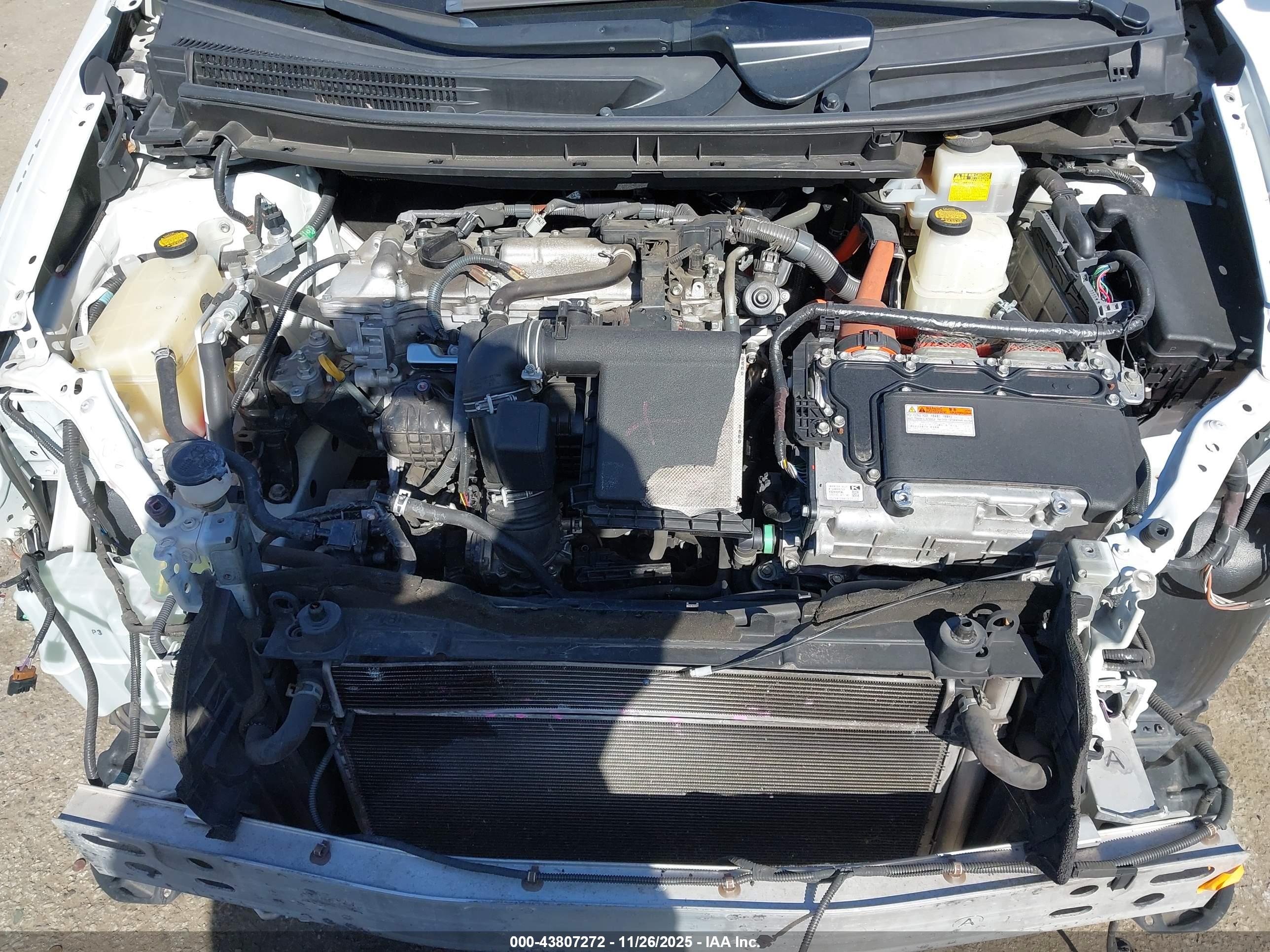 TOYOTA PRIUS image 10
