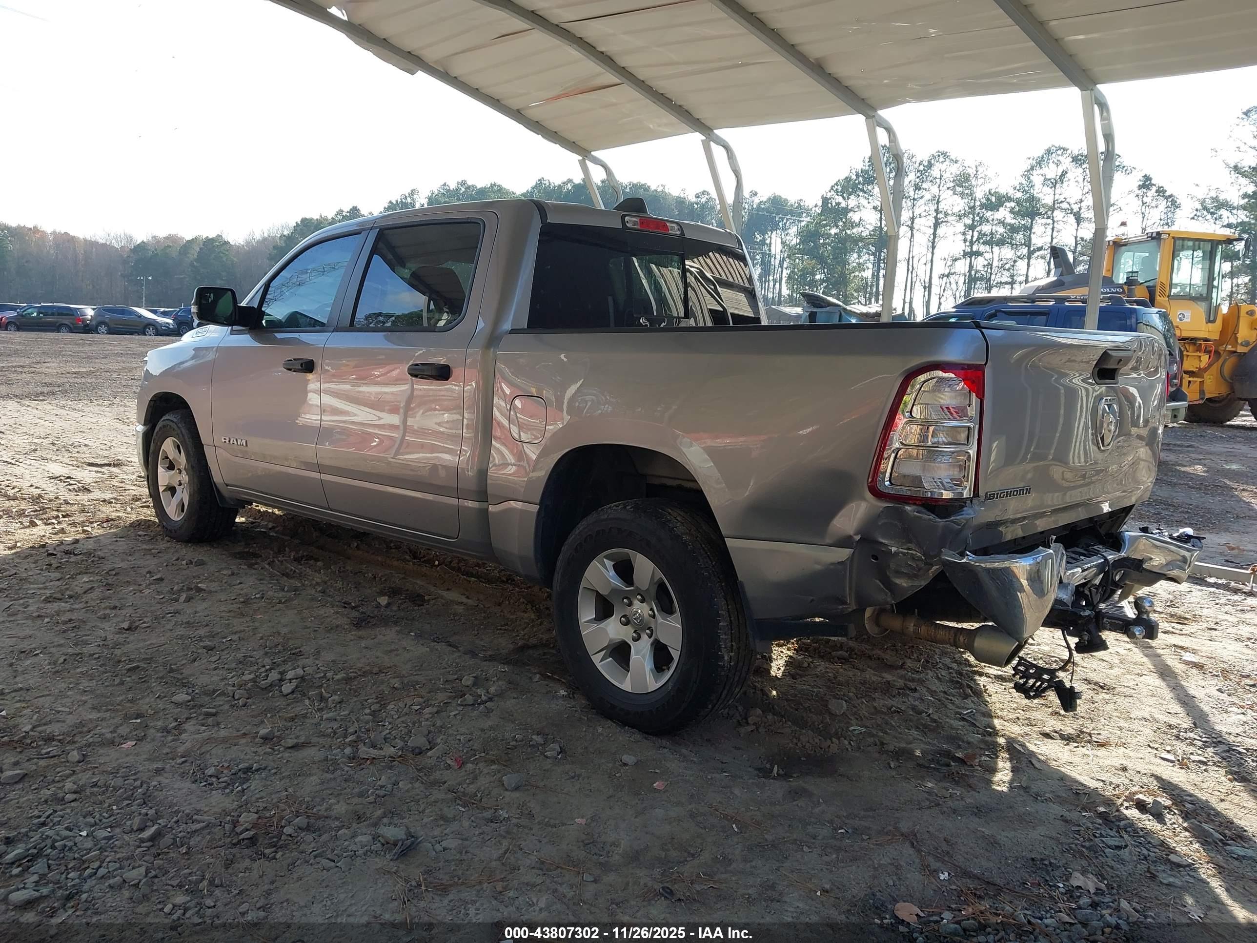 RAM 1500 image 3