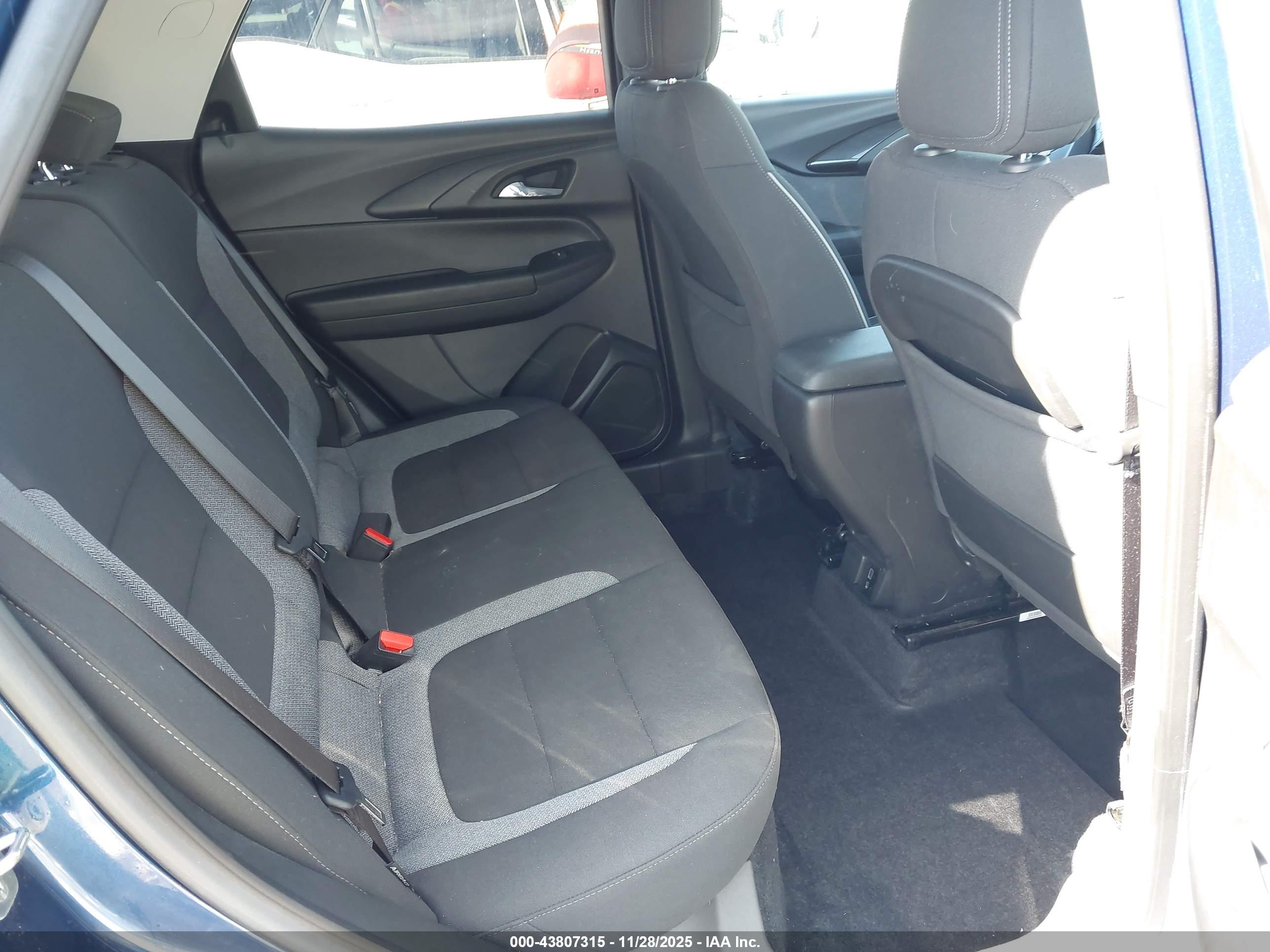 CHEVROLET TRAILBLAZER image 8