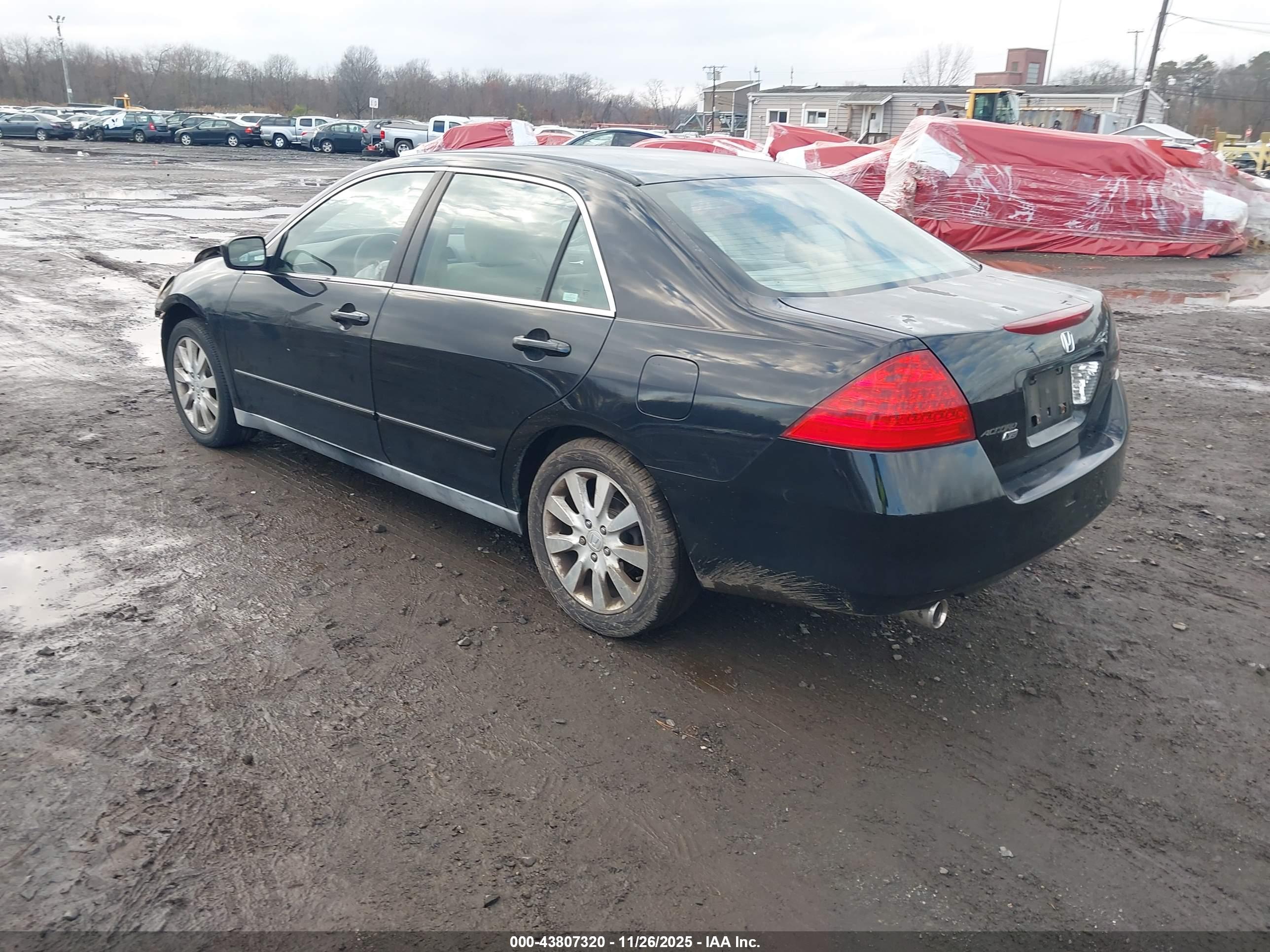 HONDA ACCORD image 3