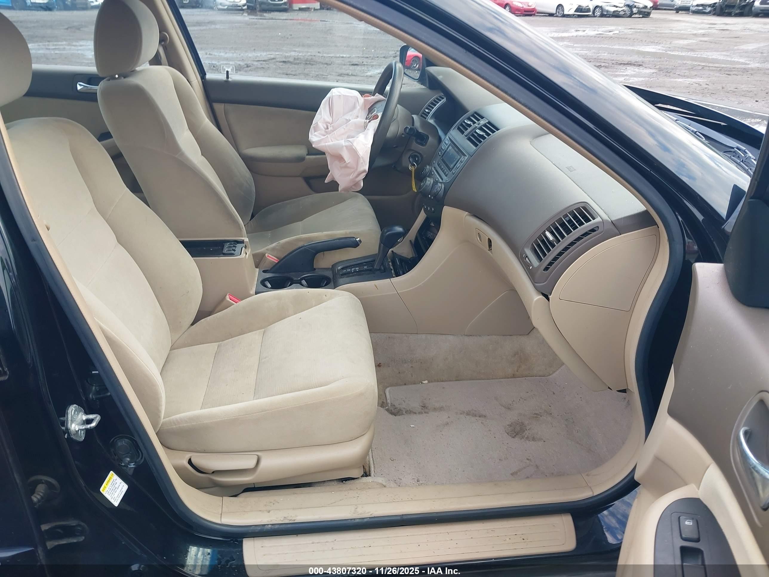 HONDA ACCORD image 5