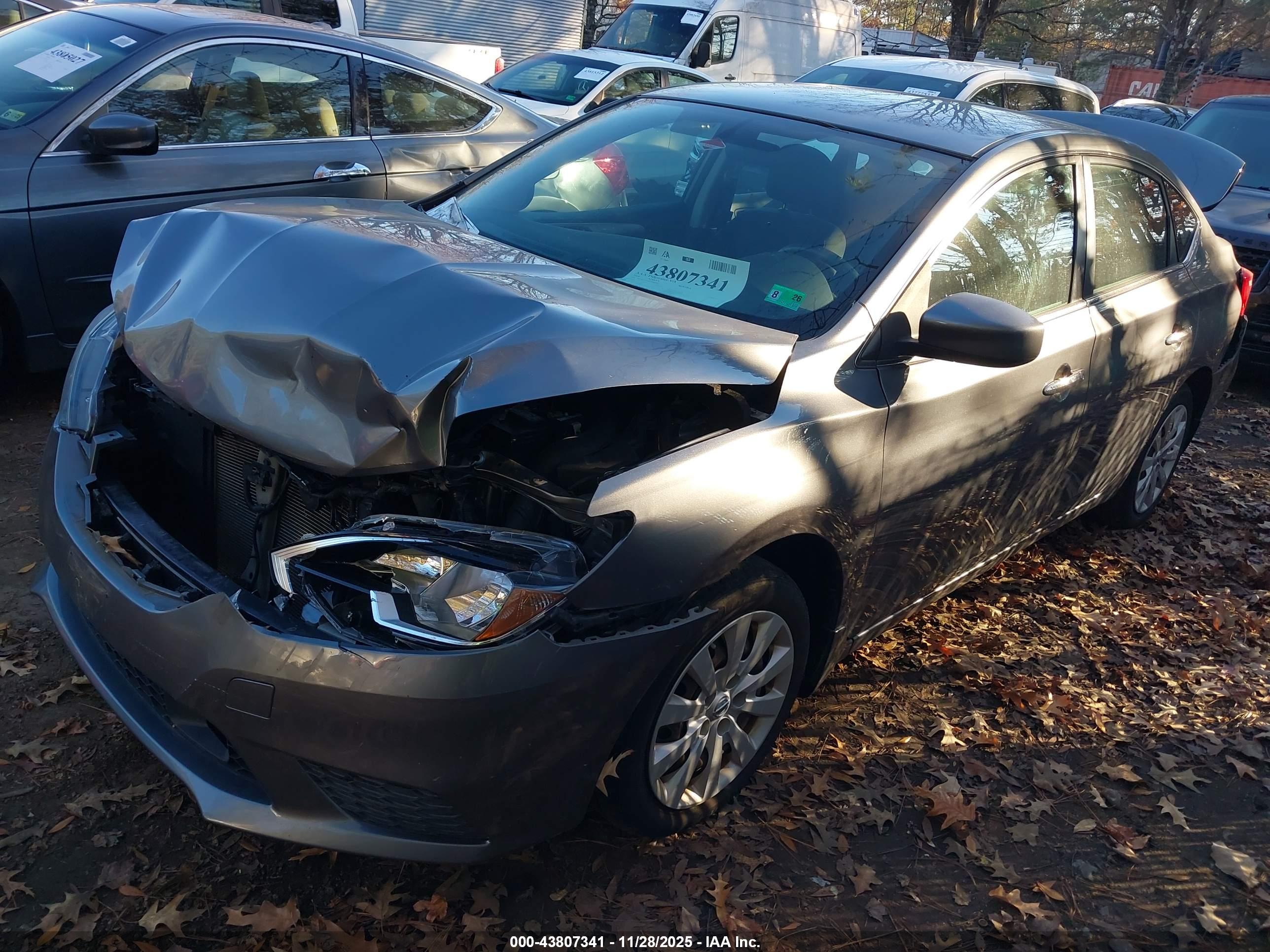 NISSAN SENTRA image 2