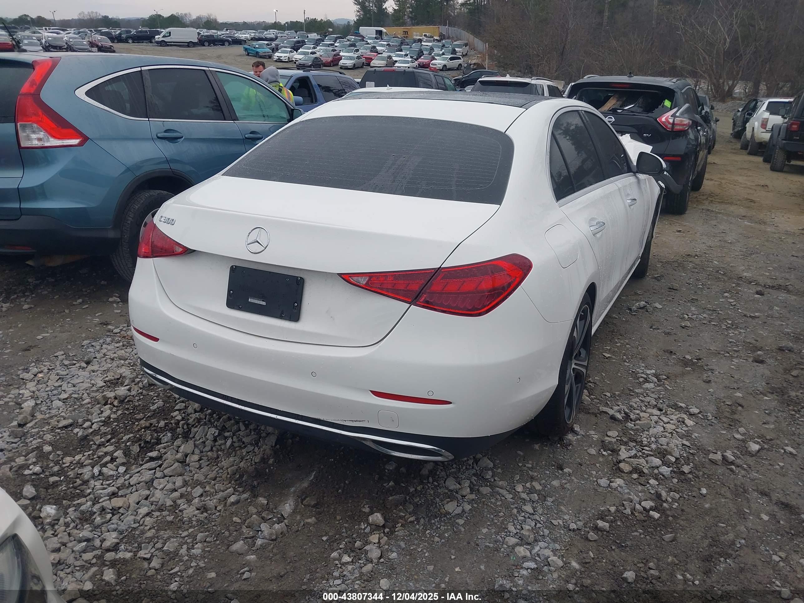 MERCEDES-BENZ C image 4