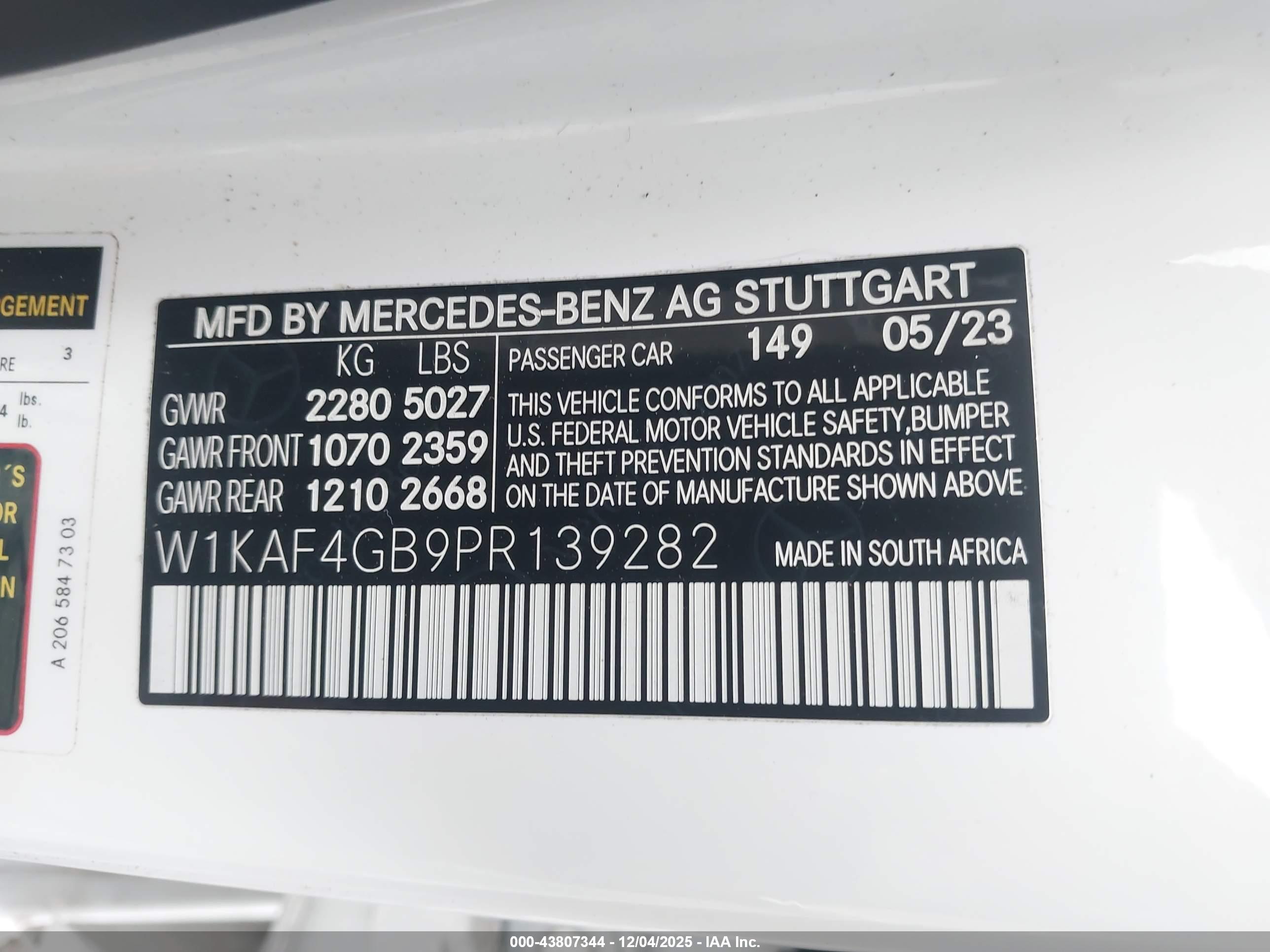 MERCEDES-BENZ C image 9