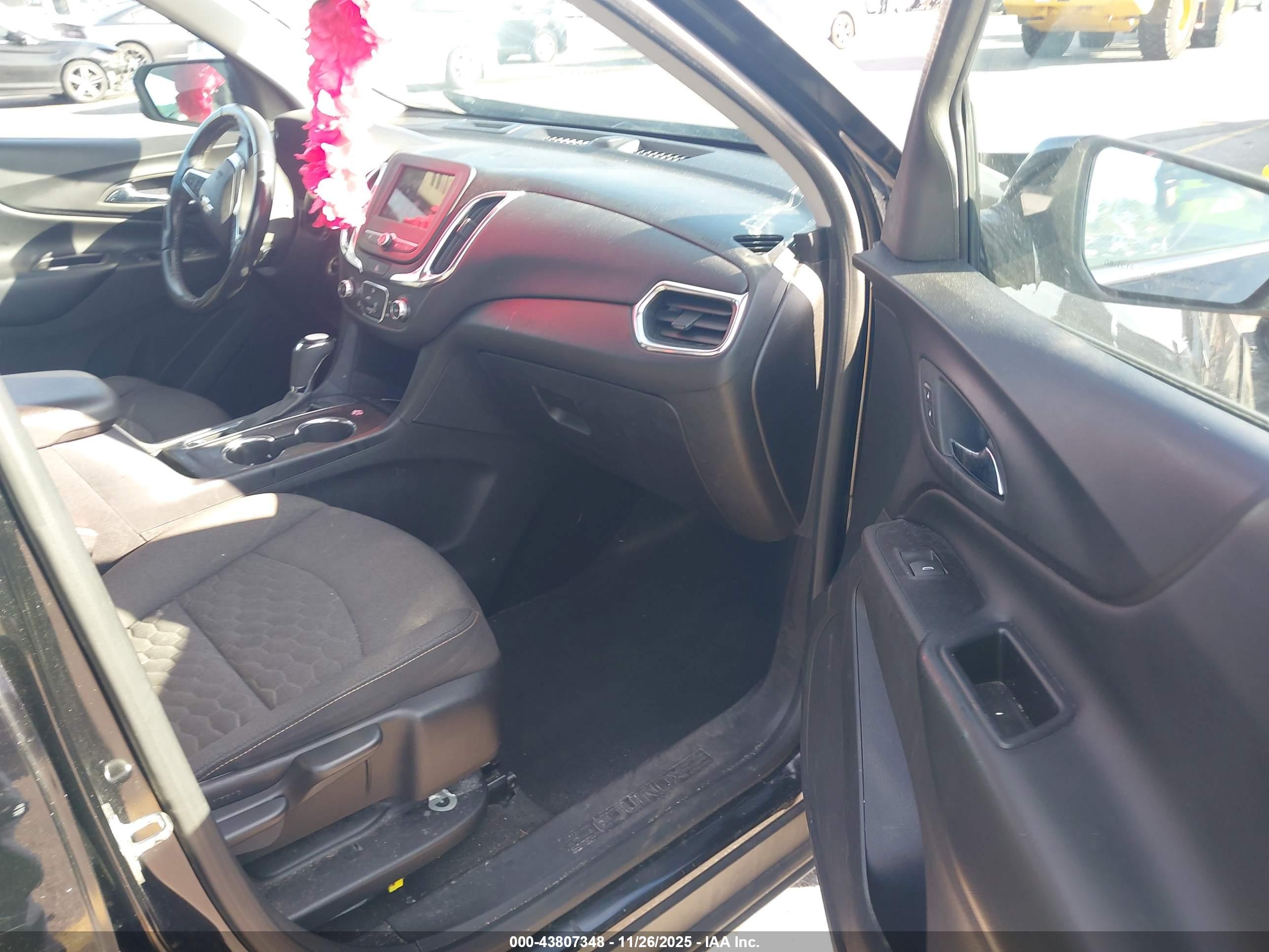 CHEVROLET EQUINOX image 5