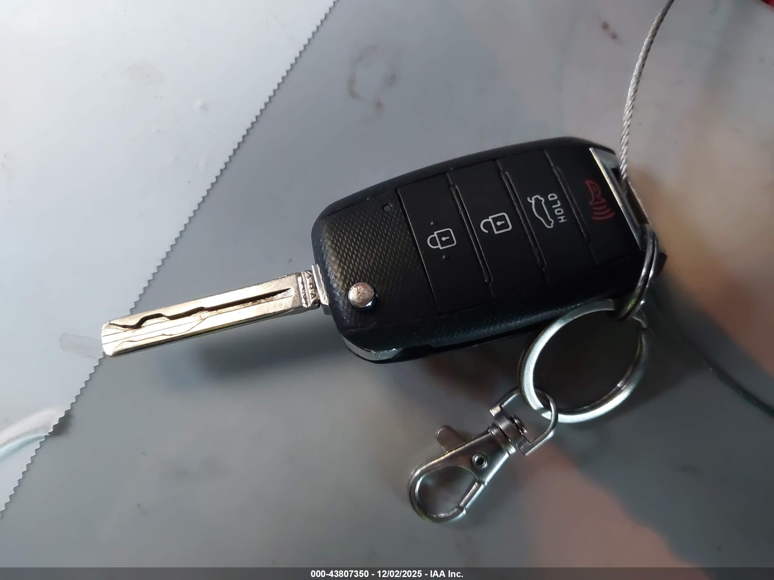 KIA OPTIMA image 11