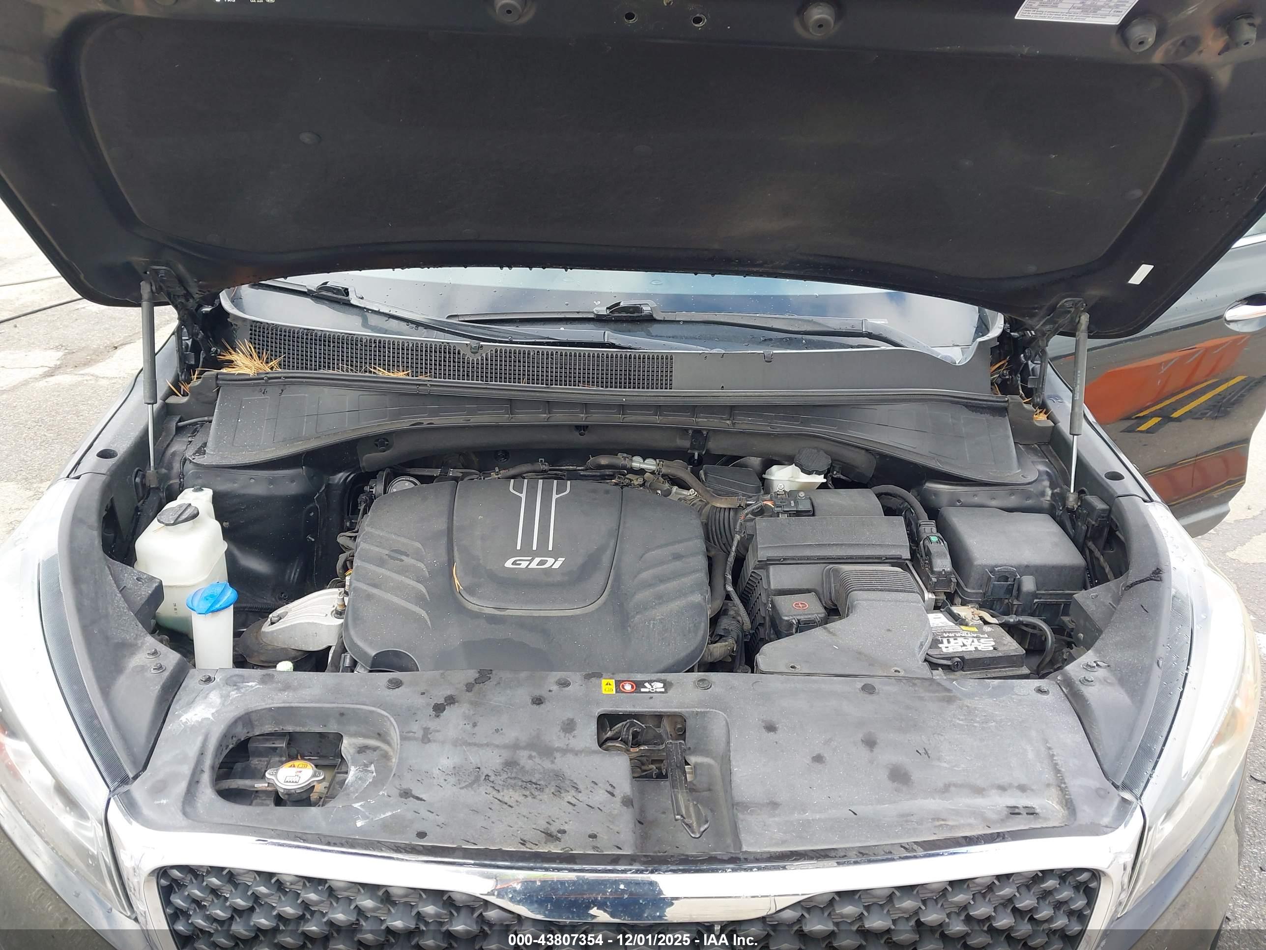 KIA SORENTO image 10