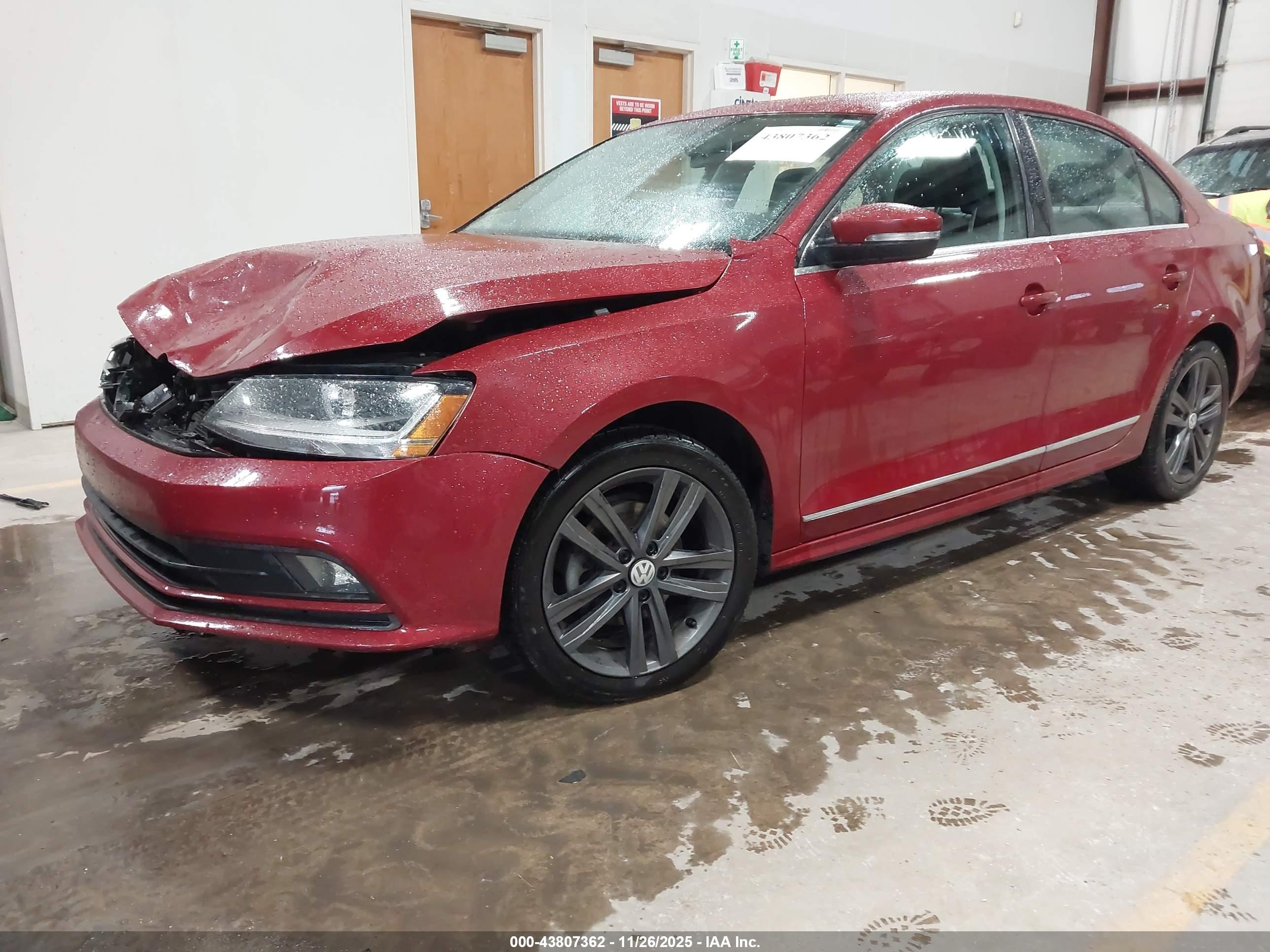 VOLKSWAGEN JETTA image 2