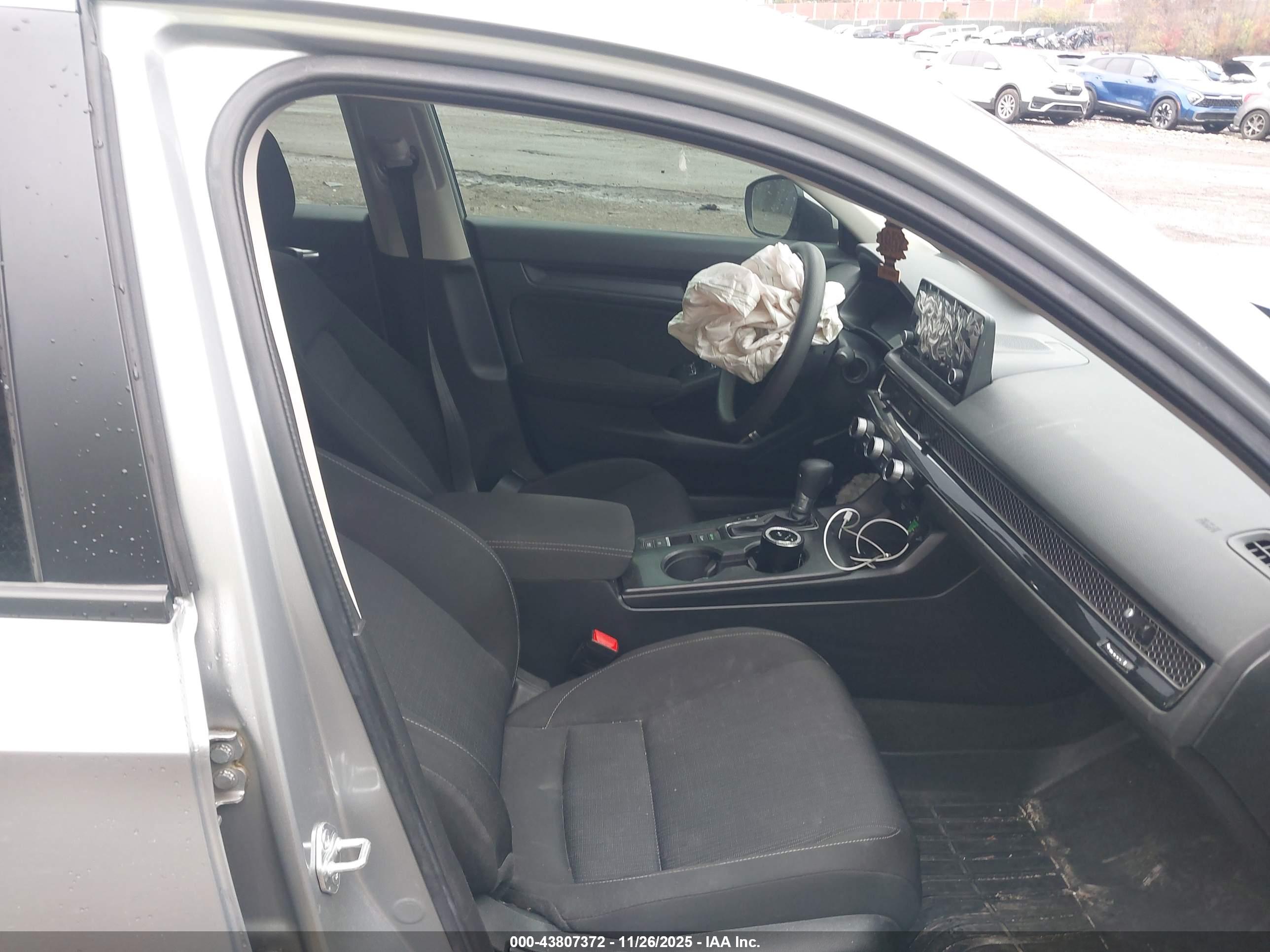 HONDA CIVIC image 5