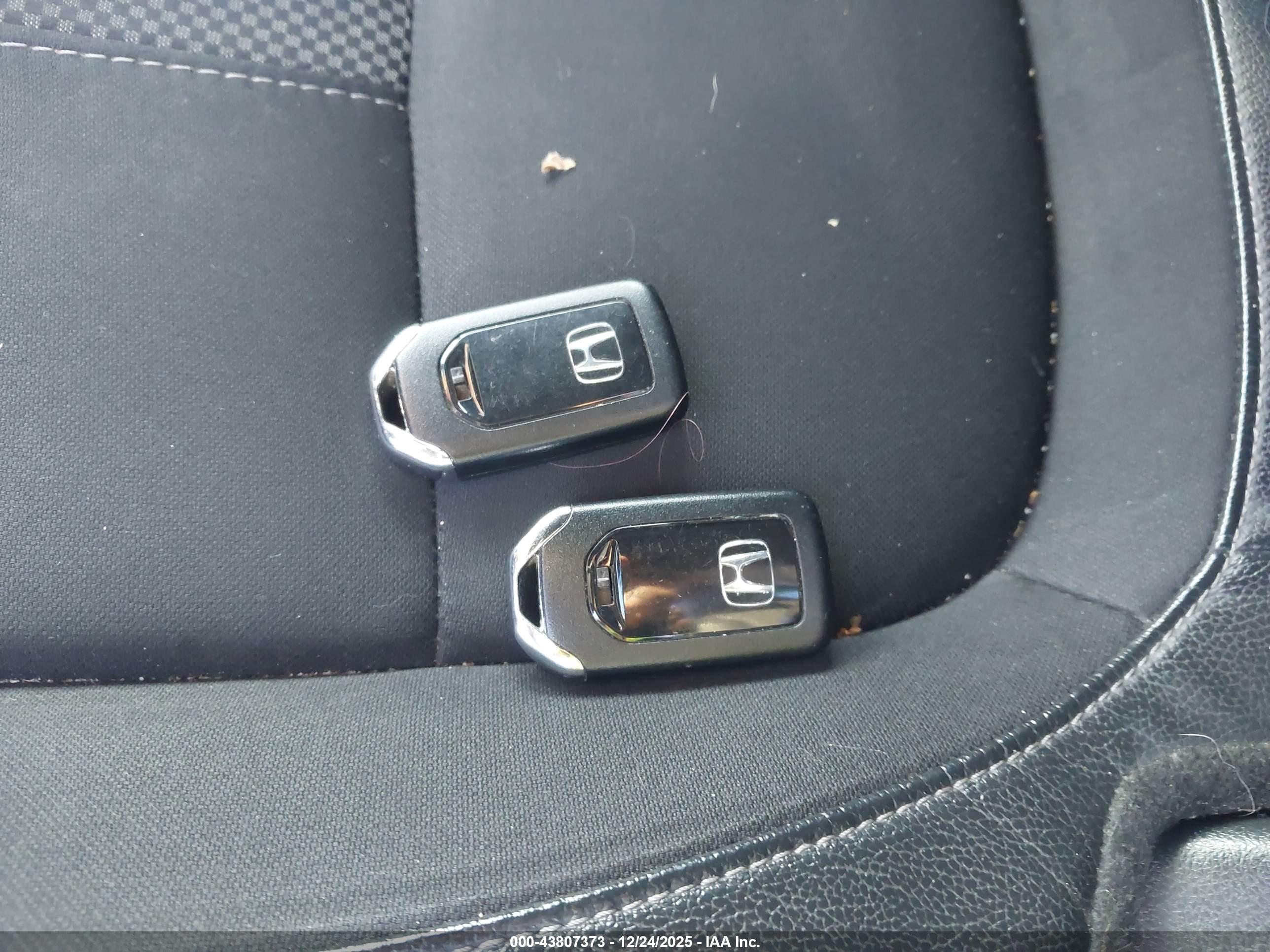 HONDA CIVIC image 11