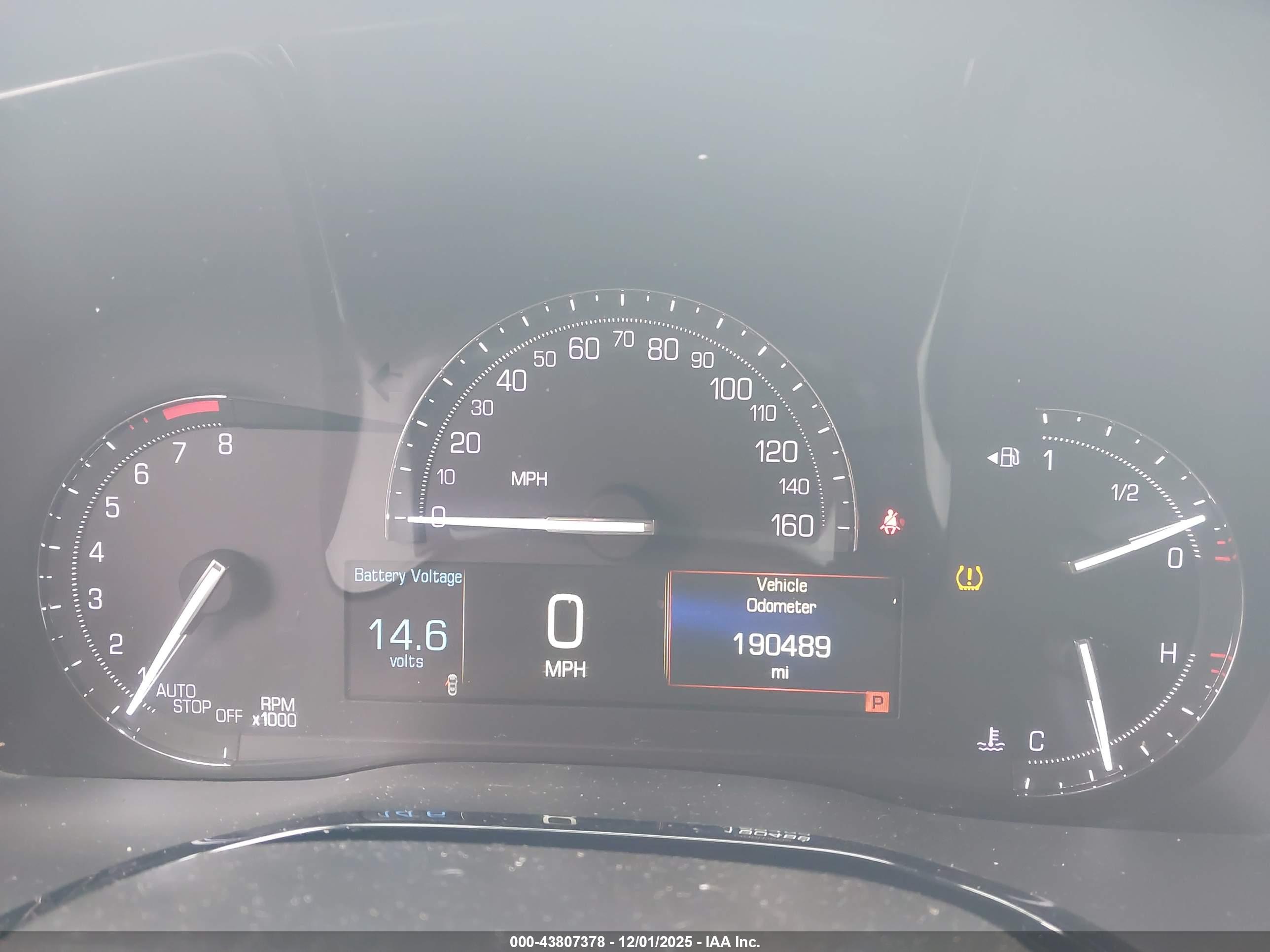 CADILLAC XT5 image 7